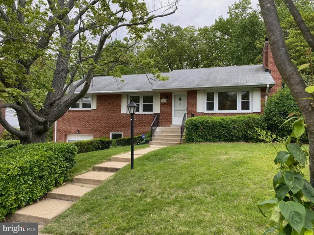 809 N Ashton St, Alexandria, Virginia 22312