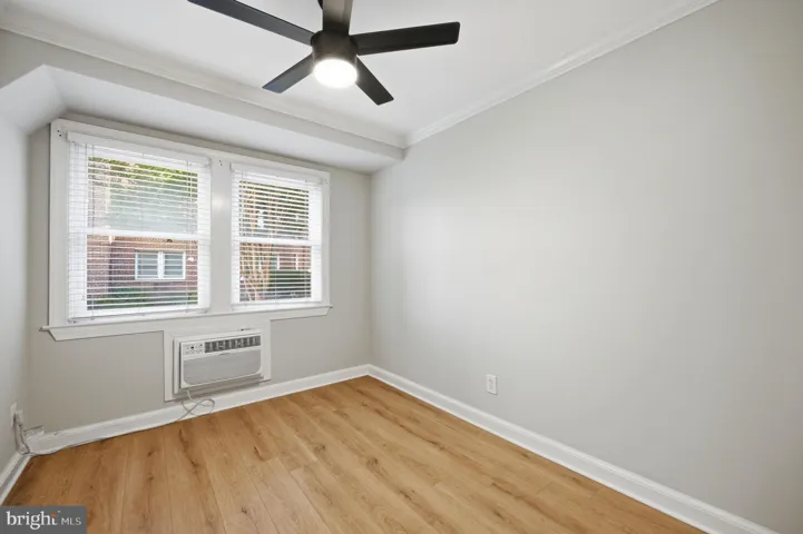 906 S Washington St, Alexandria, Virginia 22314
