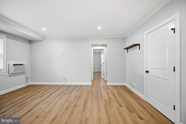 906 S Washington St, Alexandria, Virginia 22314