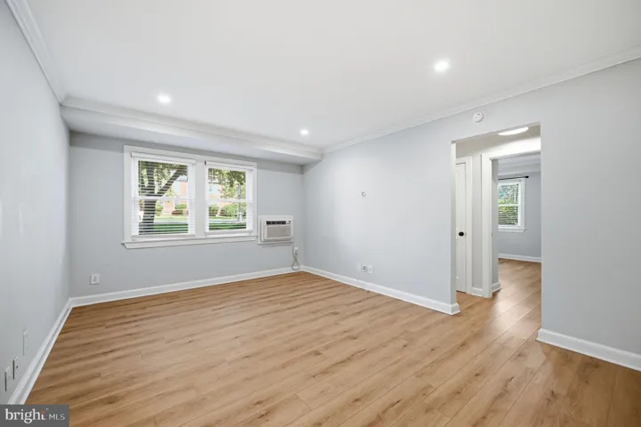 906 S Washington St, Alexandria, Virginia 22314