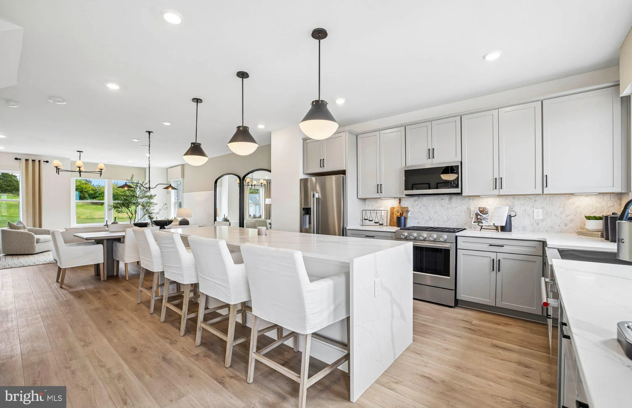 996 EXCHANGE AVENUE, Gaithersburg, MD 20878
