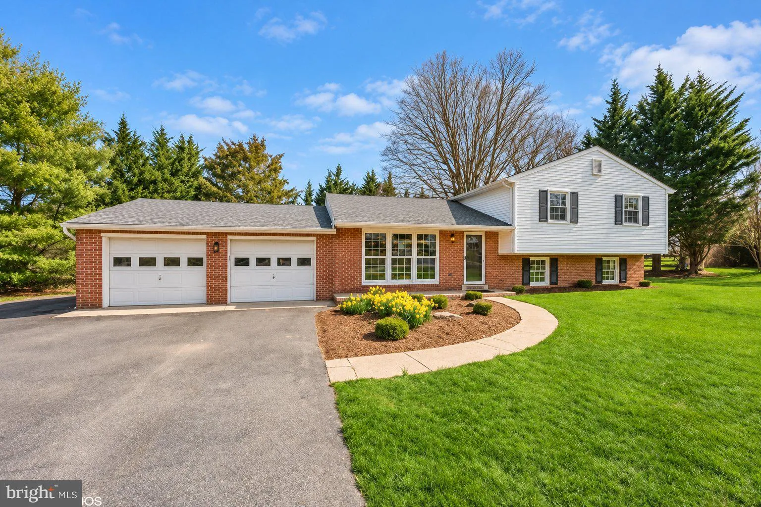 20917 BROOKE KNOLLS ROAD, Gaithersburg, MD 20882