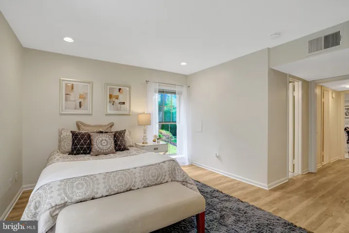 3109 Patrick Henry Dr, Falls Church, Virginia 22044
