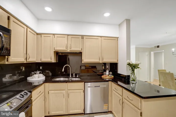 3109 Patrick Henry Dr, Falls Church, Virginia 22044