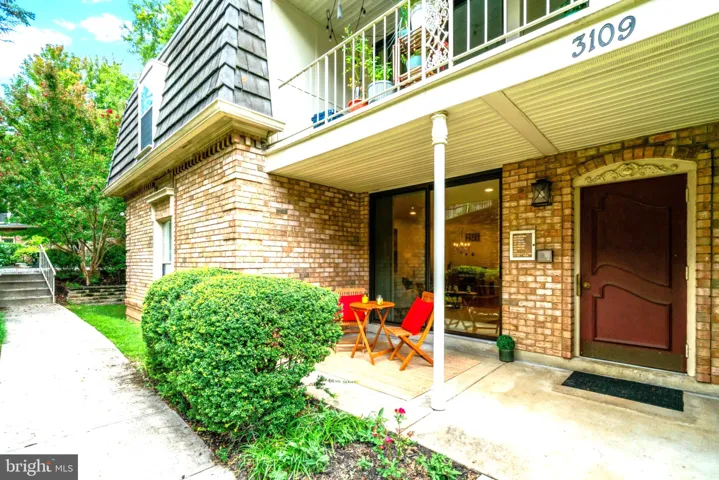 3109 Patrick Henry Dr, Falls Church, Virginia 22044