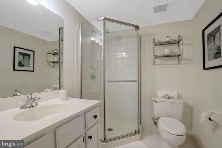 3109 Patrick Henry Dr, Falls Church, Virginia 22044