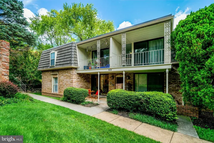3109 Patrick Henry Dr, Falls Church, Virginia 22044