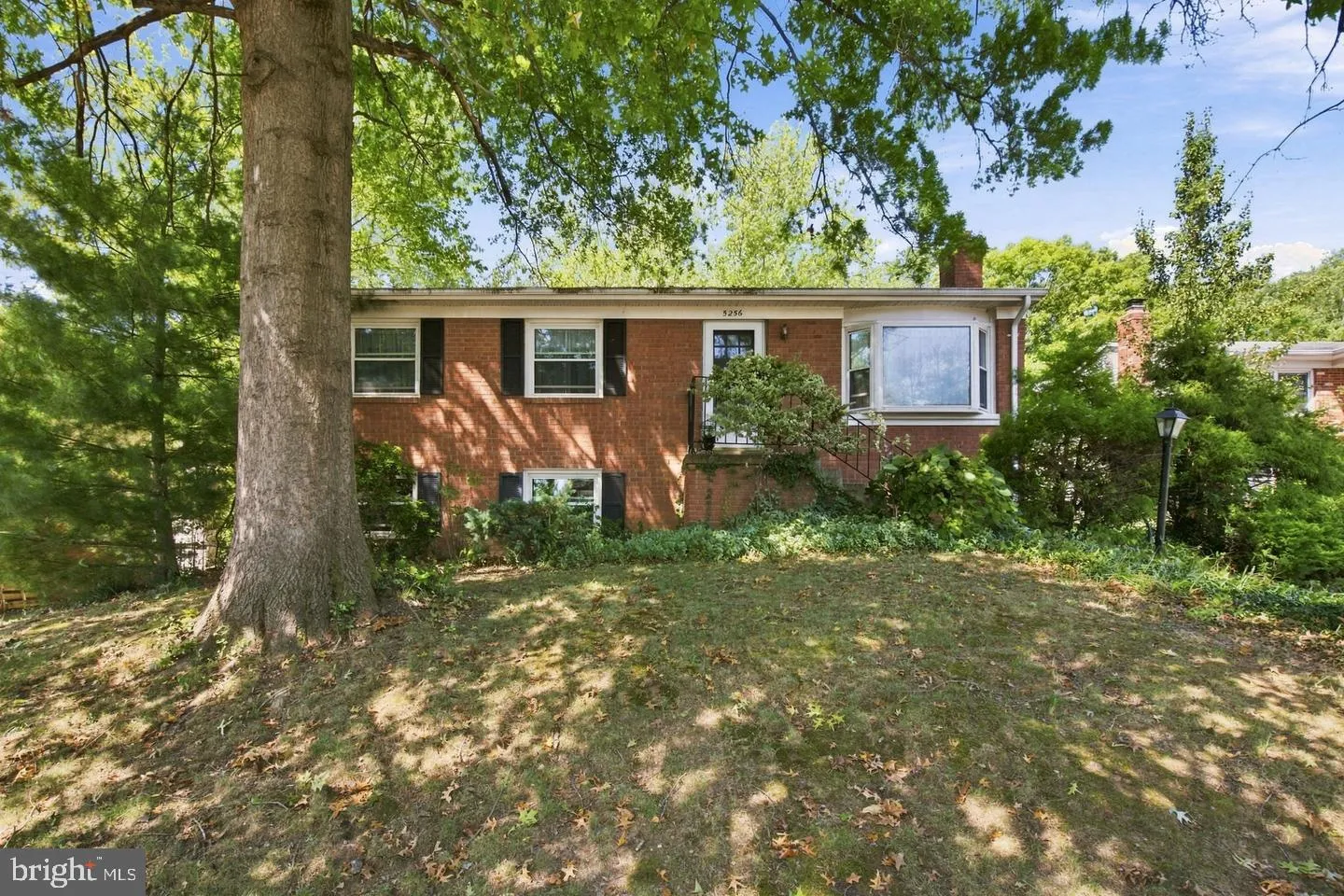 5256 MEDWICK COURT, Woodbridge, VA 22193
