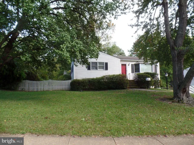1813 Olney Rd, Falls Church, Virginia 22043