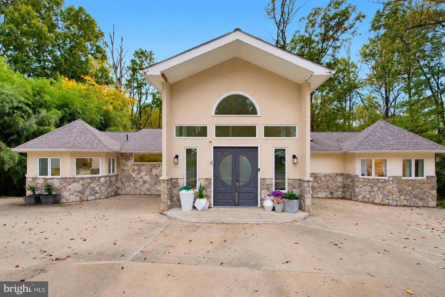 518 SPRINGVALE ROAD, Great Falls, VA 22066