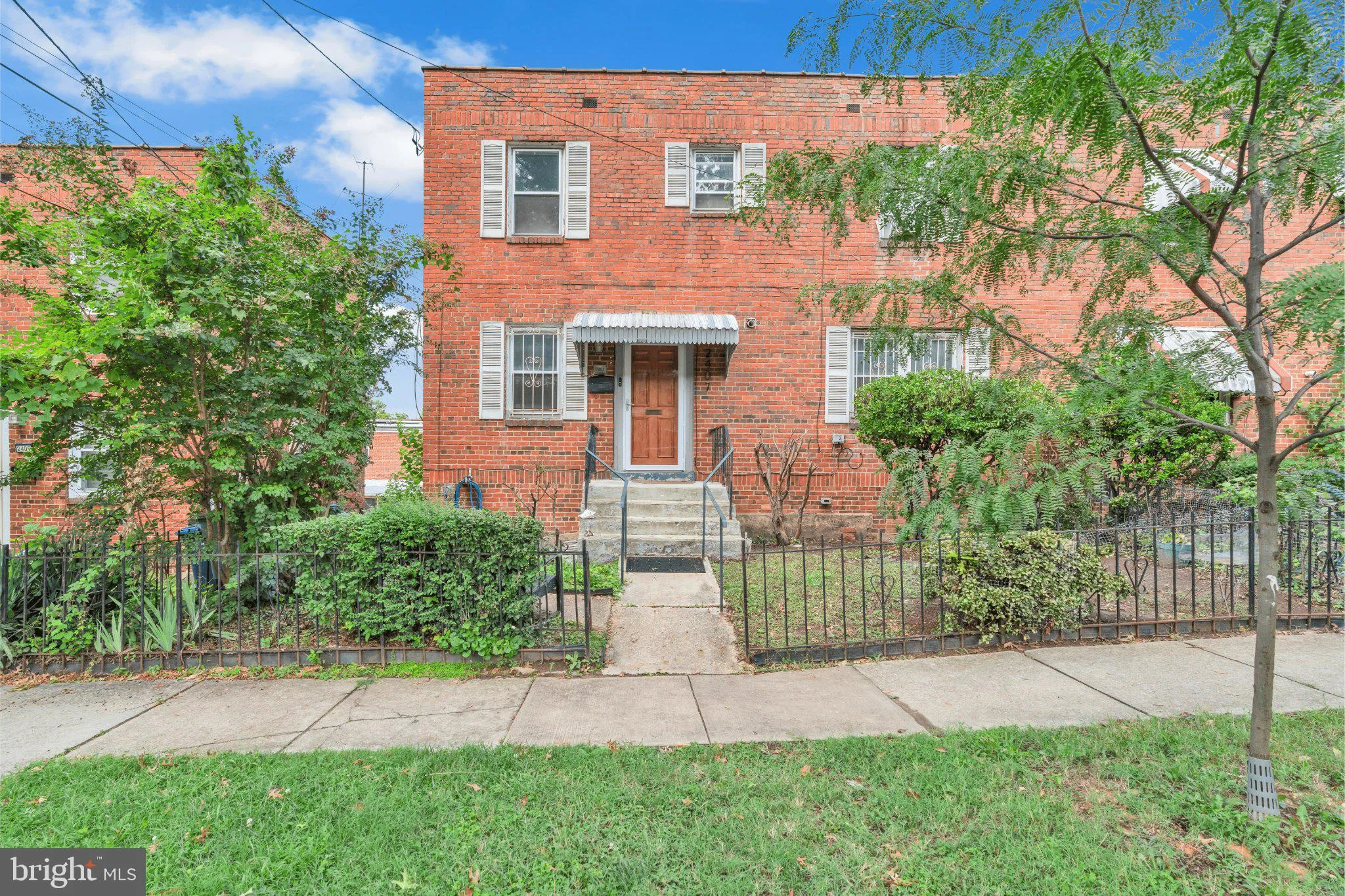 2407 18TH STREET, Washington, DC 20020