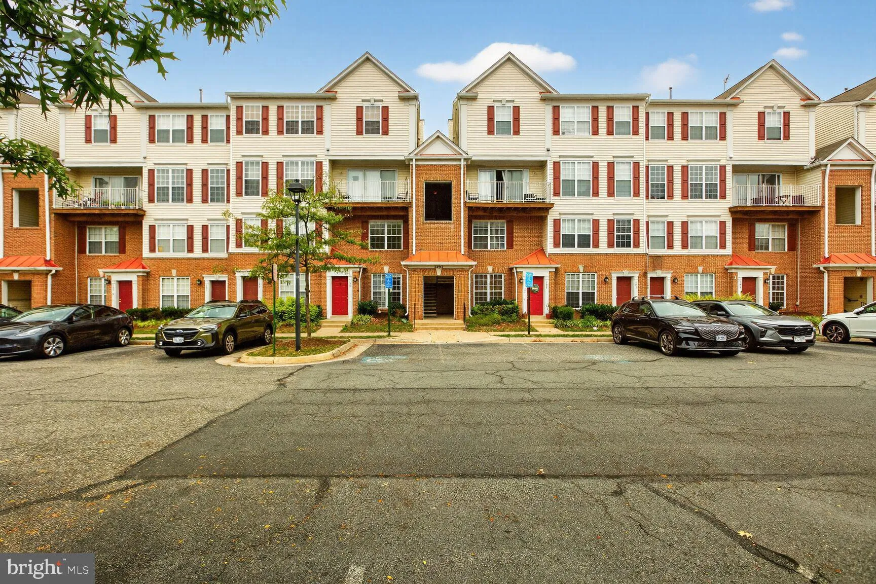 2492 QUICK STREET, Herndon, VA 20171