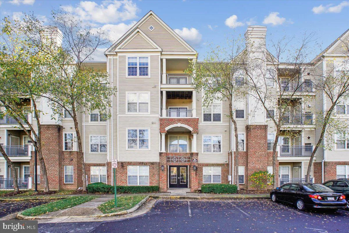 3021 NICOSH CIRCLE, Falls Church, VA 22042