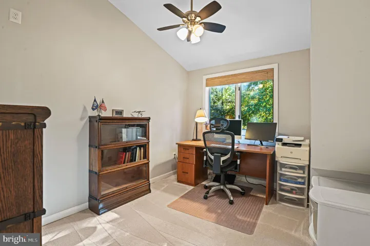 8869 Glenridge Ct, Vienna, Virginia 22182