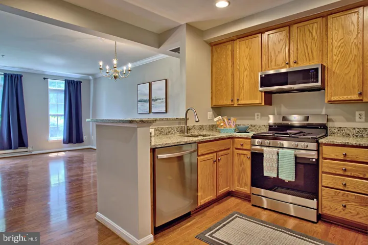 4633 Battenburg Ln #921, Fairfax, Virginia 22030