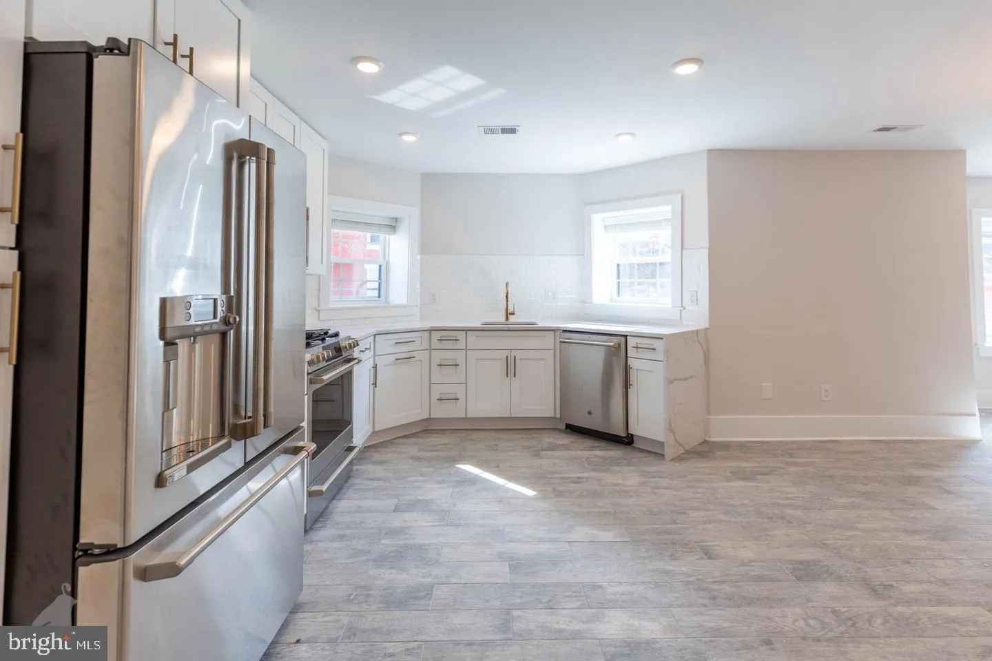 3001 11TH STREET, Washington, DC 20001