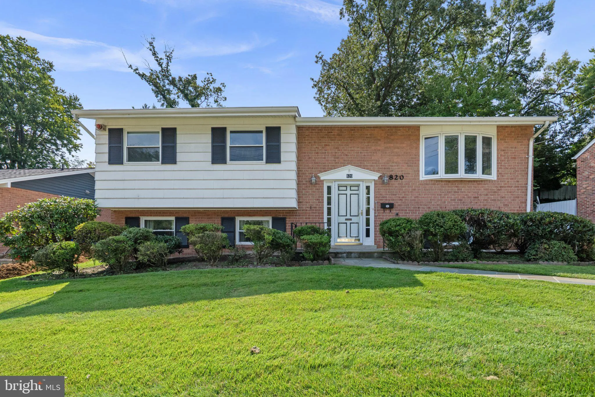 820 LAMBERTON DRIVE, Silver Spring, MD 20902