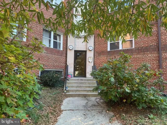 1800 28TH PLACE, Washington, DC 20020
