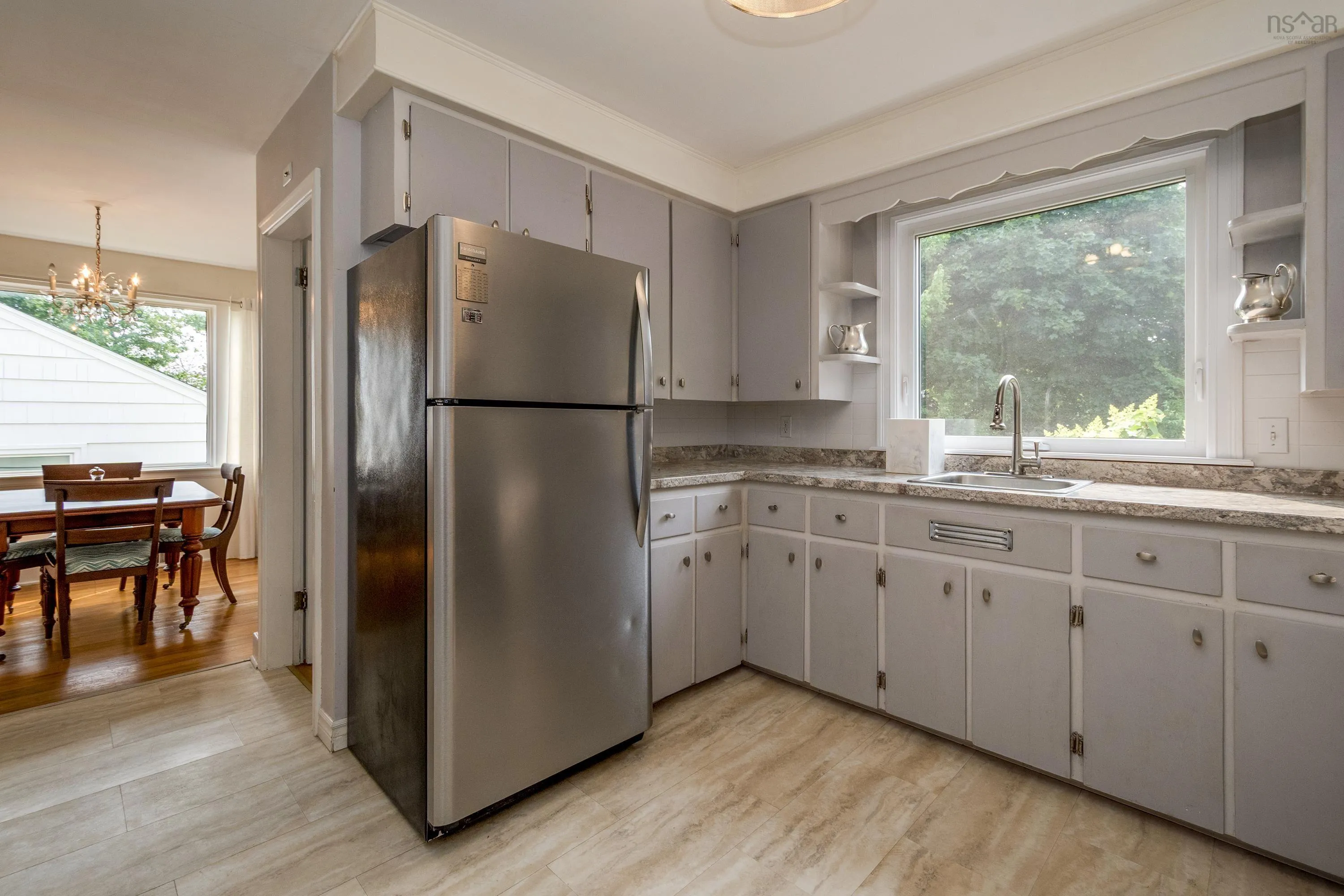 28 Piers Avenue, Halifax, NS B3N 1Z5, 4 Bedrooms Bedrooms, ,3 BathroomsBathrooms,Residential,For Sale,Piers,202519901