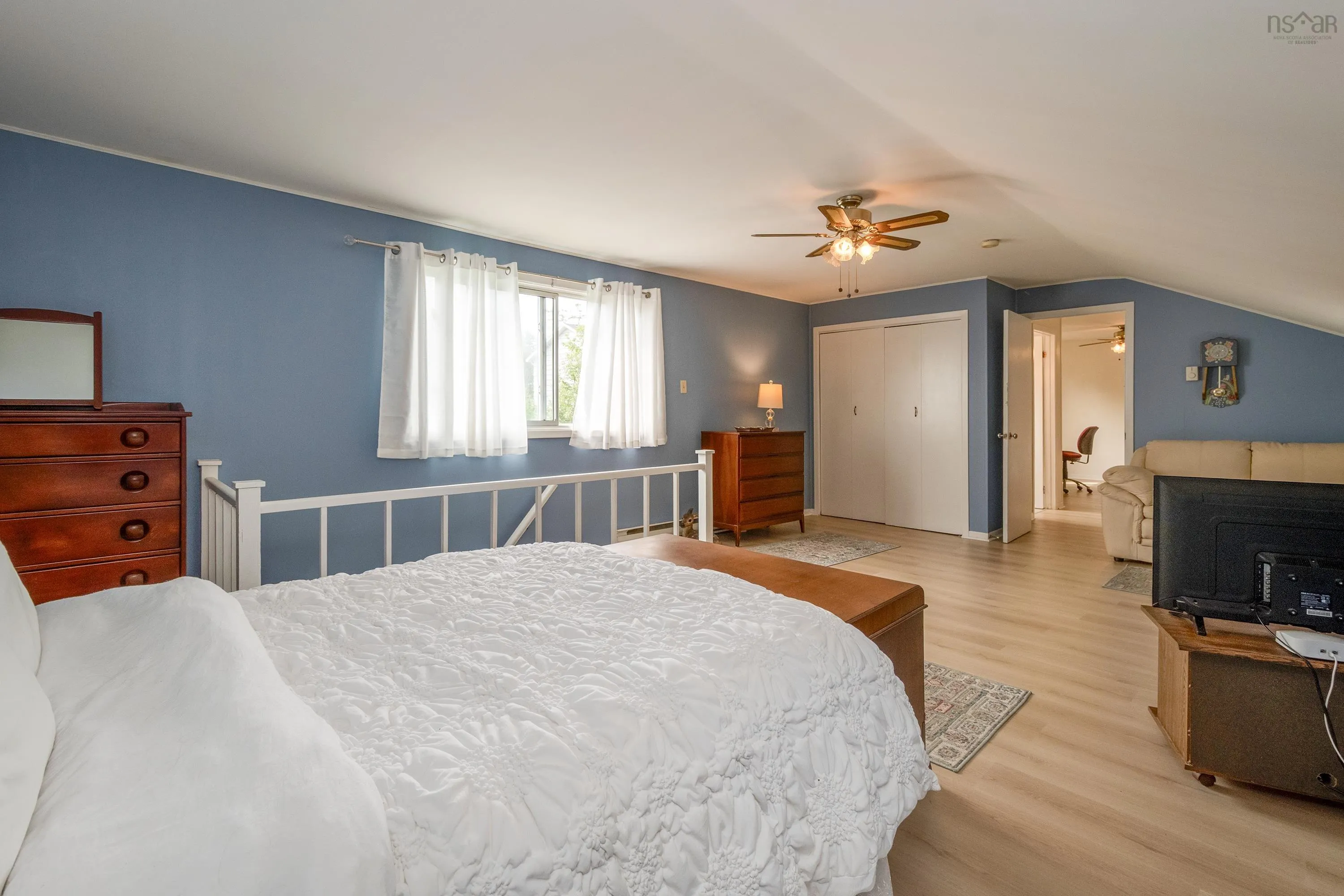28 Piers Avenue, Halifax, NS B3N 1Z5, 4 Bedrooms Bedrooms, ,3 BathroomsBathrooms,Residential,For Sale,Piers,202519901