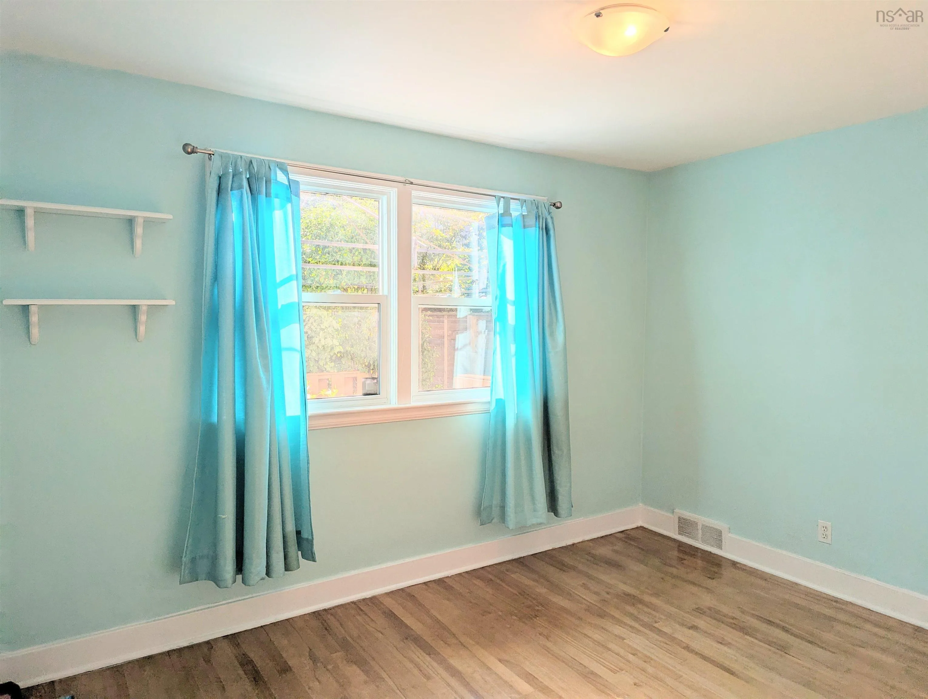 28 Piers Avenue, Halifax, NS B3N 1Z5, 4 Bedrooms Bedrooms, ,3 BathroomsBathrooms,Residential,For Sale,Piers,202519901