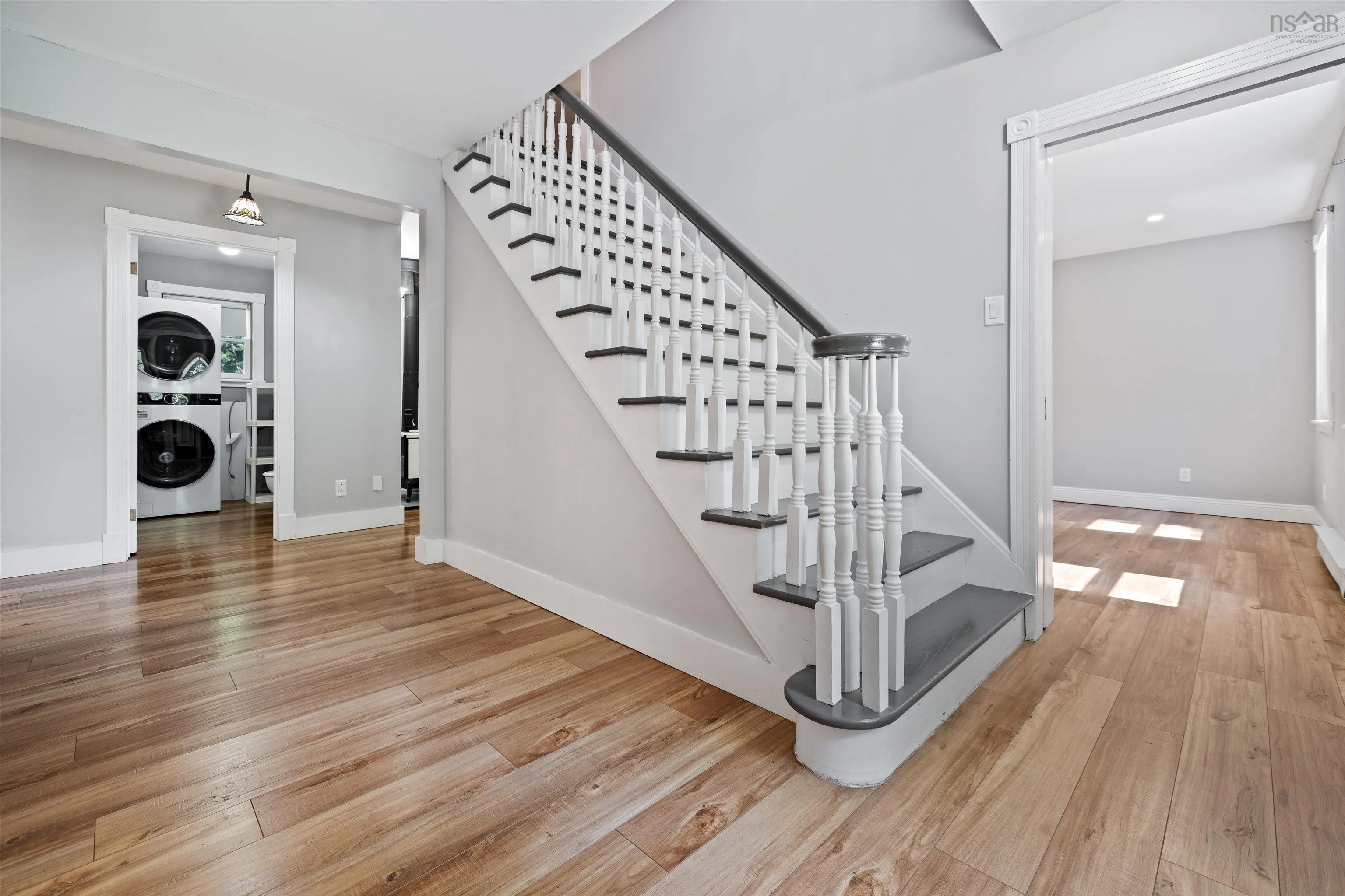 8 Regent Street, Amherst, NS B4H 4L2, 5 Bedrooms Bedrooms, ,3 BathroomsBathrooms,Residential,For Sale,Regent,202520047