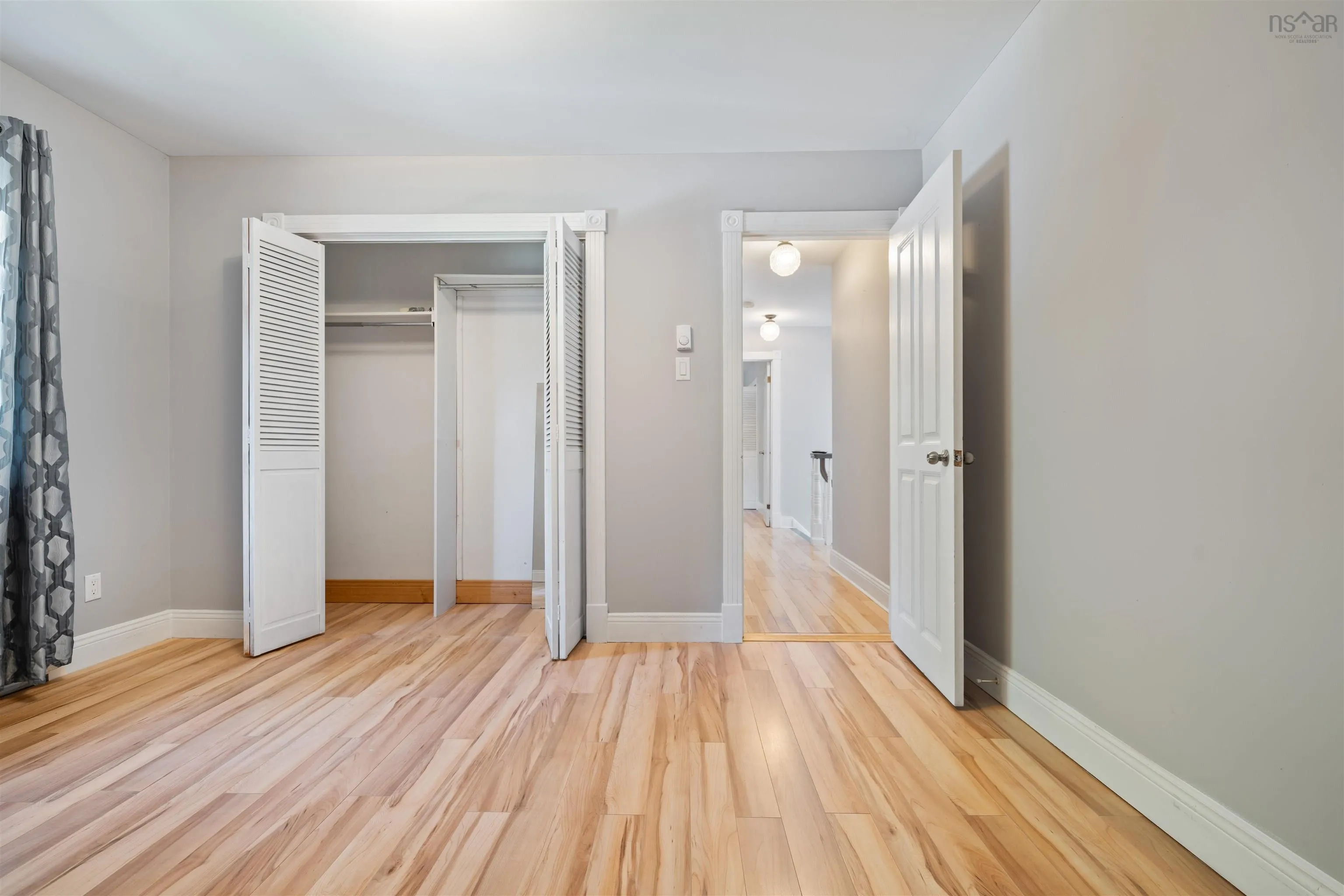 8 Regent Street, Amherst, NS B4H 4L2, 5 Bedrooms Bedrooms, ,3 BathroomsBathrooms,Residential,For Sale,Regent,202520047