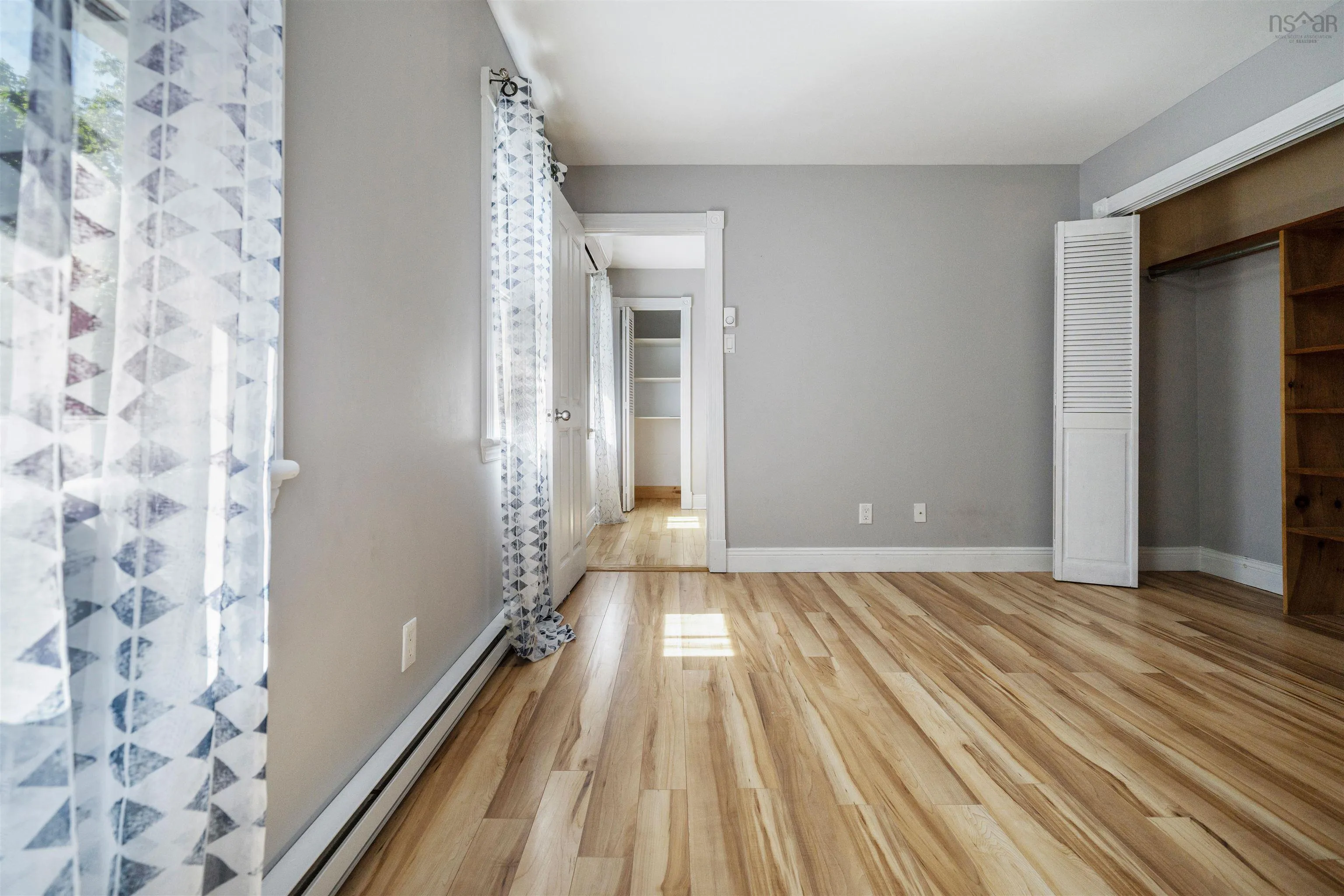 8 Regent Street, Amherst, NS B4H 4L2, 5 Bedrooms Bedrooms, ,3 BathroomsBathrooms,Residential,For Sale,Regent,202520047