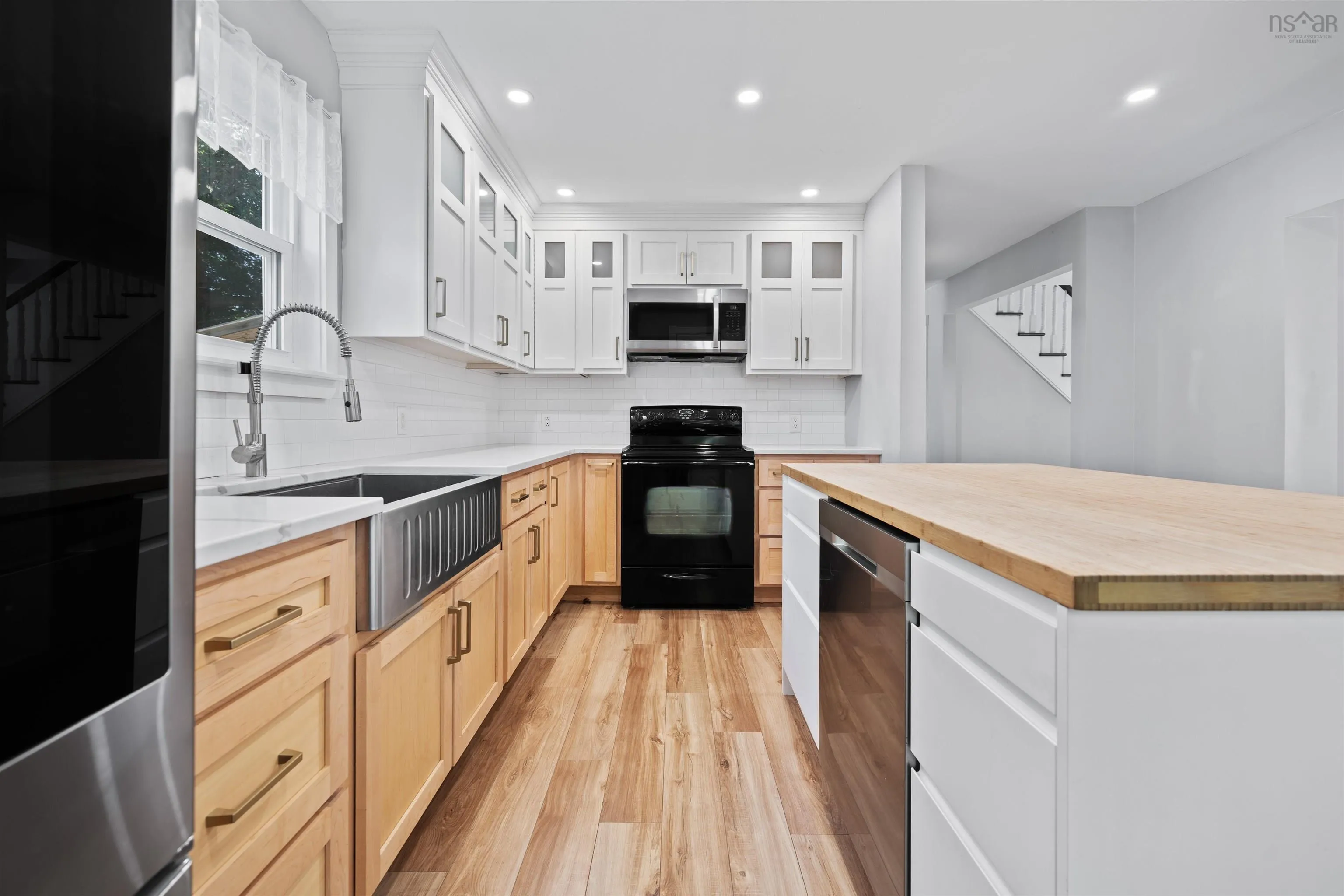 8 Regent Street, Amherst, NS B4H 4L2, 5 Bedrooms Bedrooms, ,3 BathroomsBathrooms,Residential,For Sale,Regent,202520047