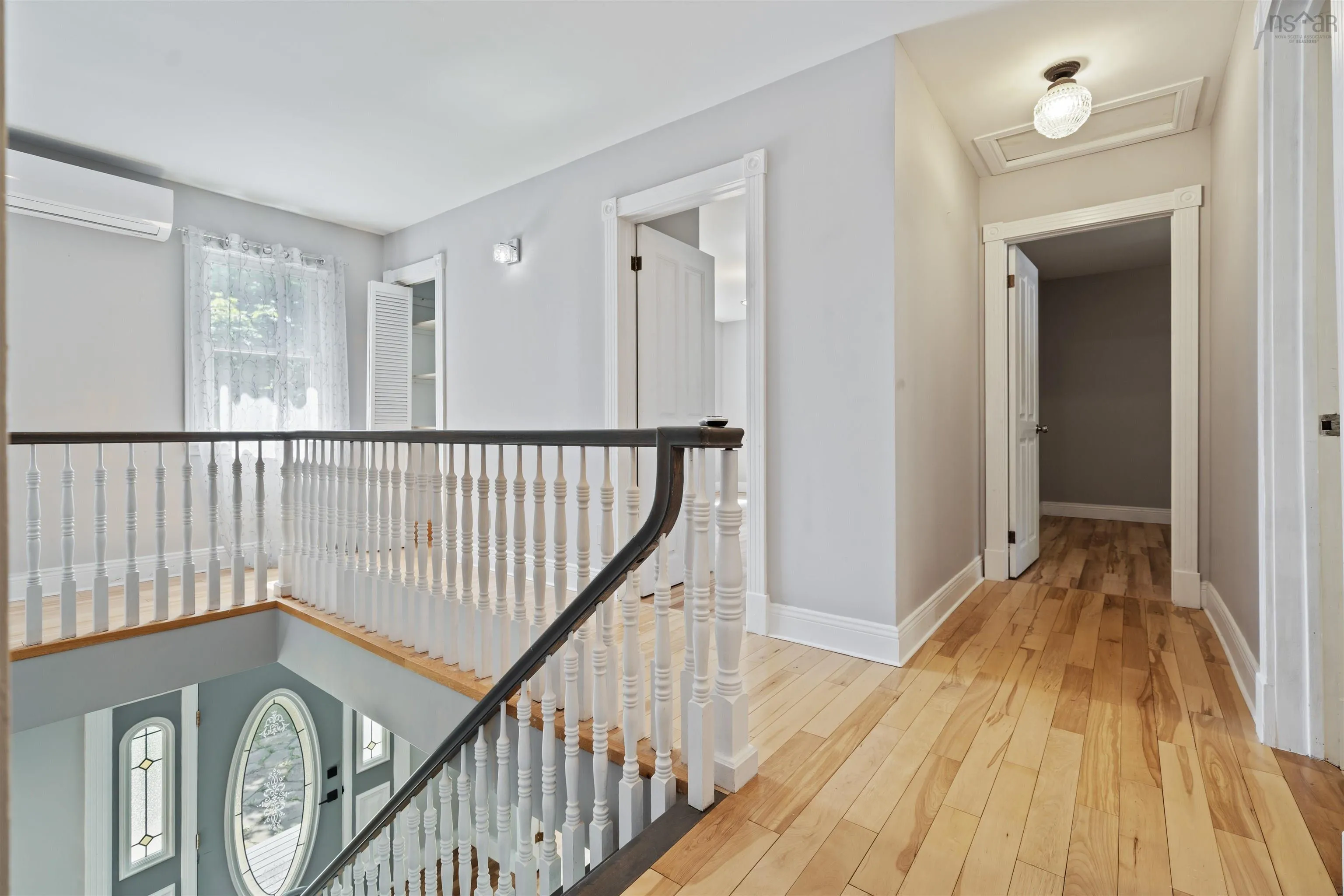 8 Regent Street, Amherst, NS B4H 4L2, 5 Bedrooms Bedrooms, ,3 BathroomsBathrooms,Residential,For Sale,Regent,202520047