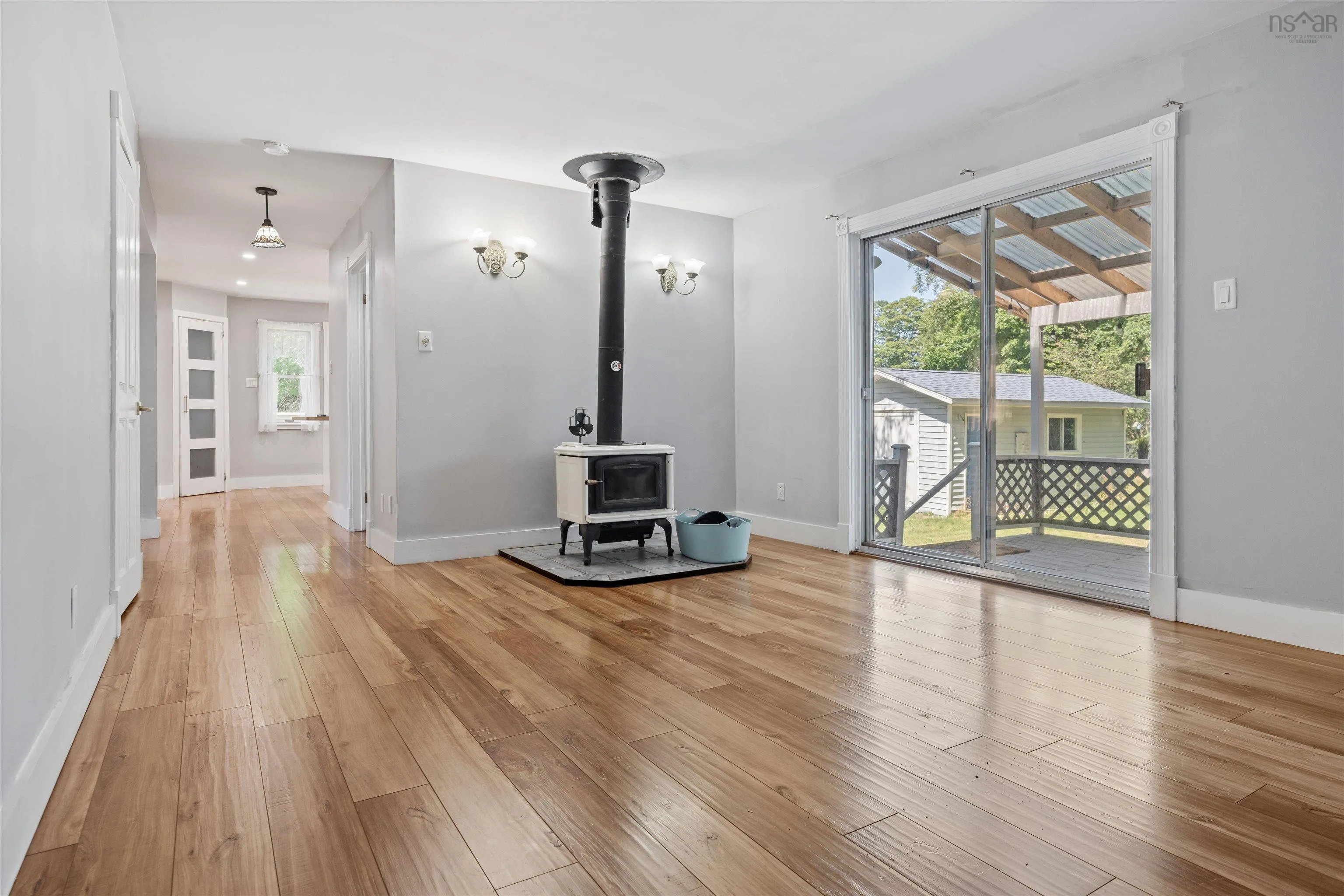 8 Regent Street, Amherst, NS B4H 4L2, 5 Bedrooms Bedrooms, ,3 BathroomsBathrooms,Residential,For Sale,Regent,202520047