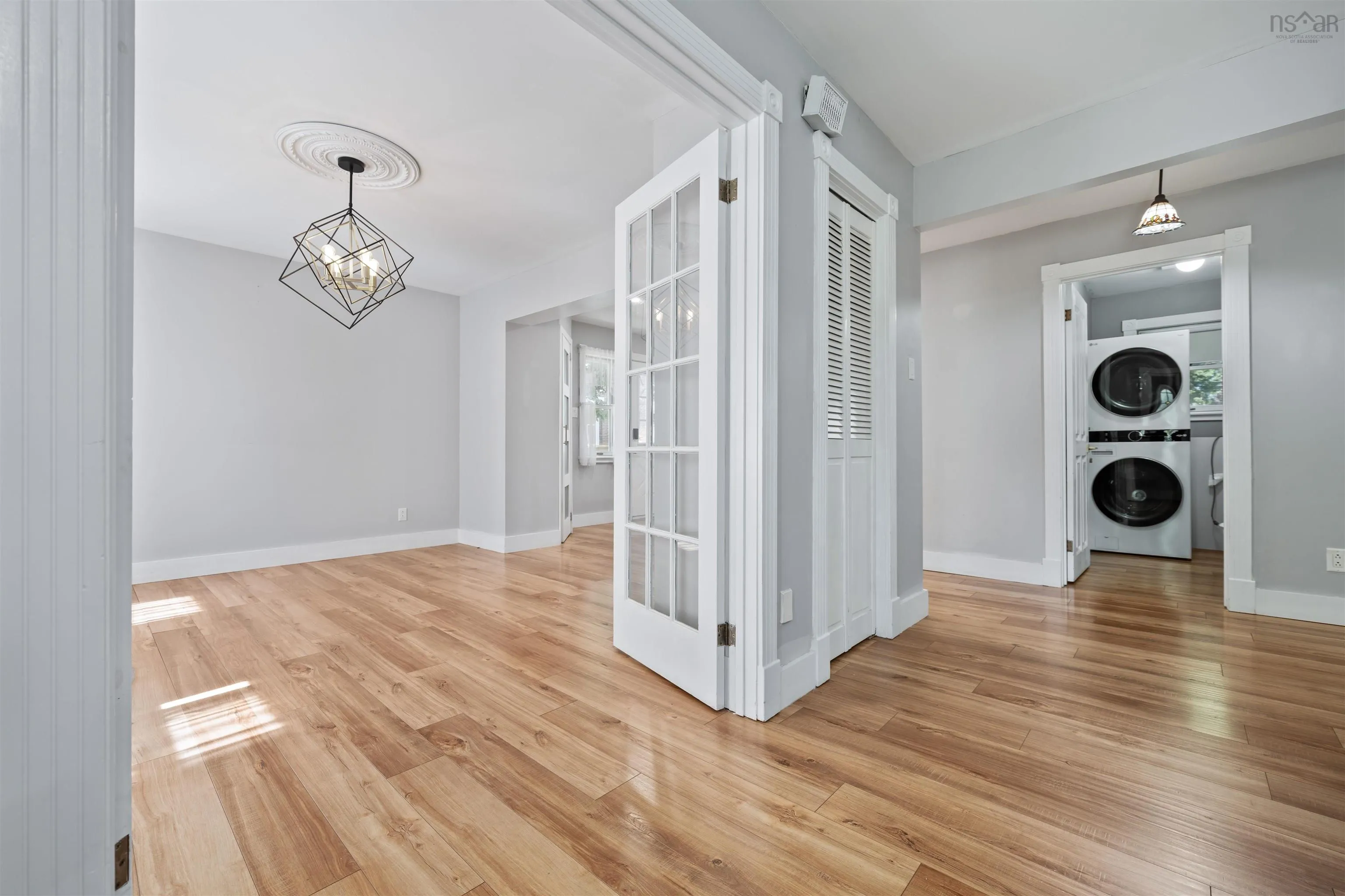 8 Regent Street, Amherst, NS B4H 4L2, 5 Bedrooms Bedrooms, ,3 BathroomsBathrooms,Residential,For Sale,Regent,202520047