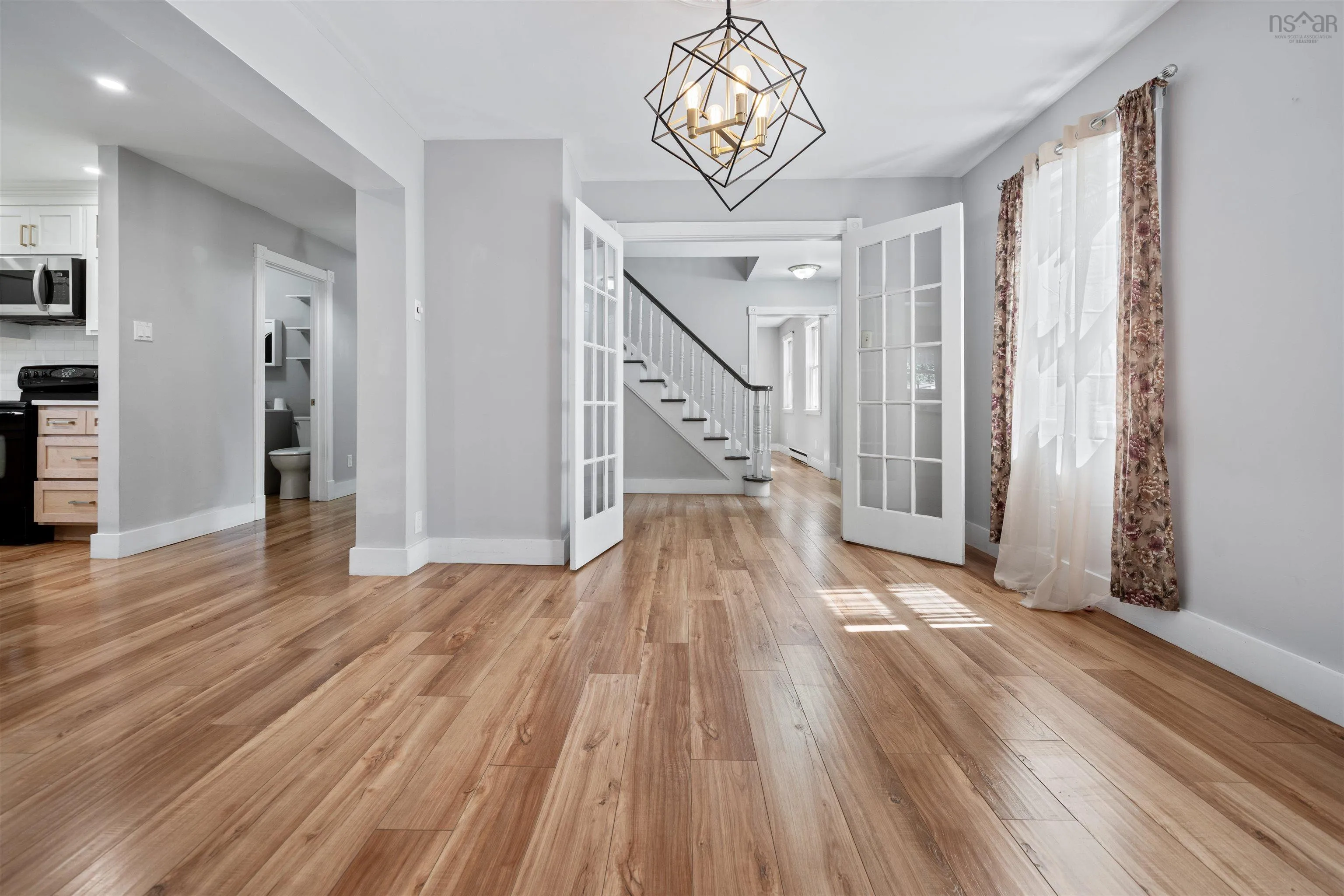 8 Regent Street, Amherst, NS B4H 4L2, 5 Bedrooms Bedrooms, ,3 BathroomsBathrooms,Residential,For Sale,Regent,202520047
