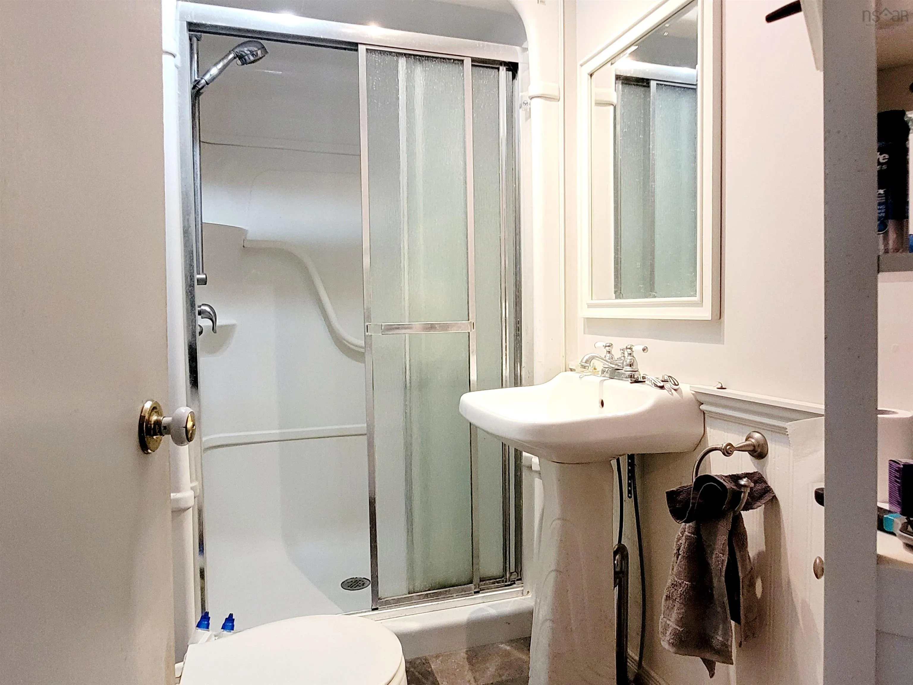 221 Highway 8, Milton, NS B0T 1P0, 5 Bedrooms Bedrooms, ,1 BathroomBathrooms,Residential,For Sale,Highway 8,202518234