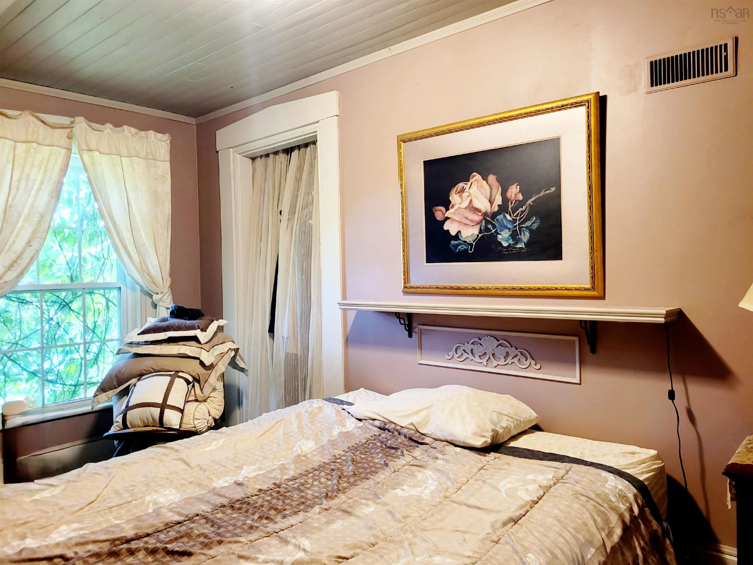 221 Highway 8, Milton, NS B0T 1P0, 5 Bedrooms Bedrooms, ,1 BathroomBathrooms,Residential,For Sale,Highway 8,202518234
