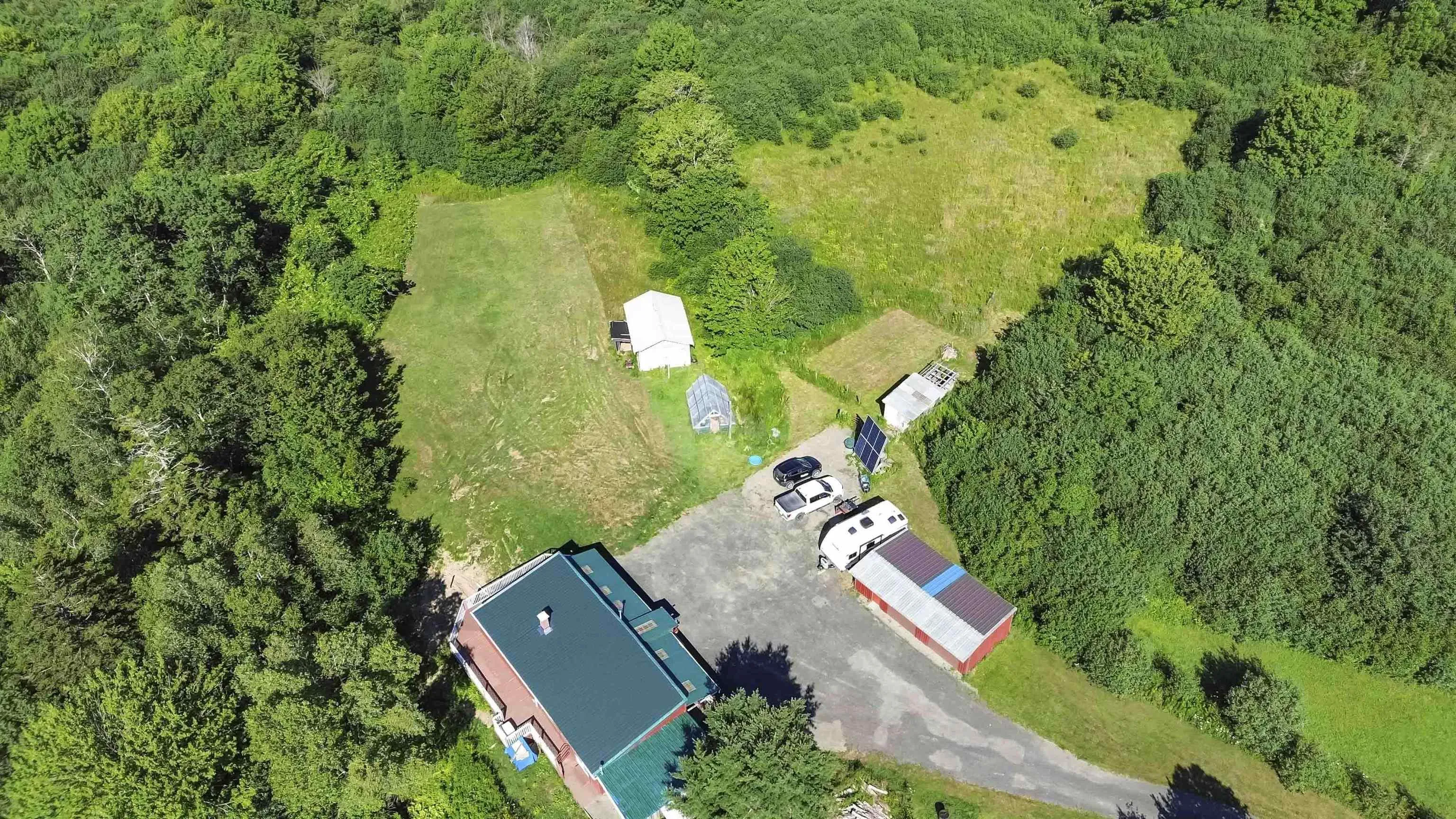 1049 Bloomfield Road, Bloomfield, NS B0W 1H0, 2 Bedrooms Bedrooms, ,1 BathroomBathrooms,Residential,For Sale,Bloomfield,202518555