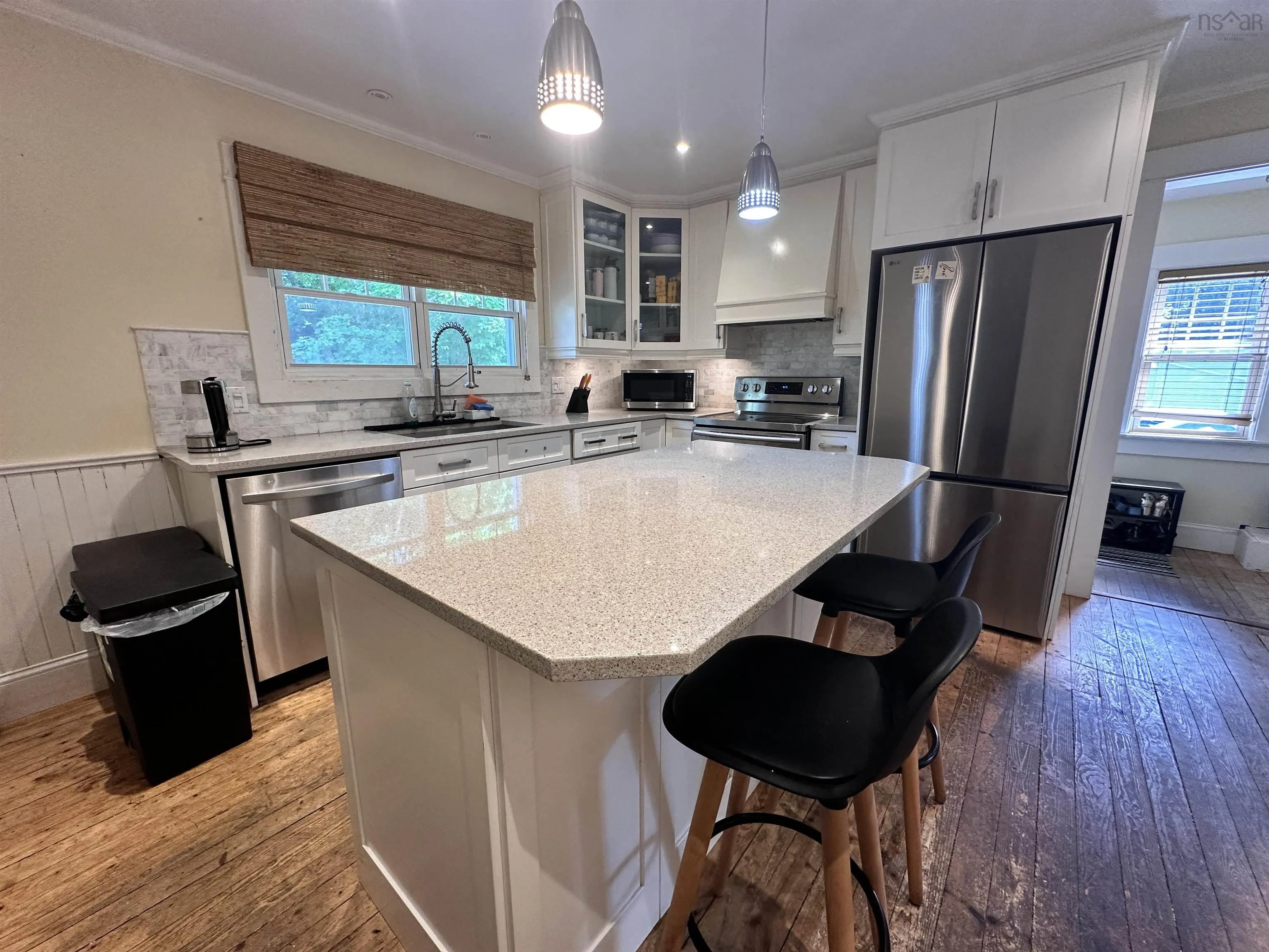 130 School Street, Liverpool, NS B0T 1K0, 4 Bedrooms Bedrooms, ,1 BathroomBathrooms,Residential,For Sale,School,202519094