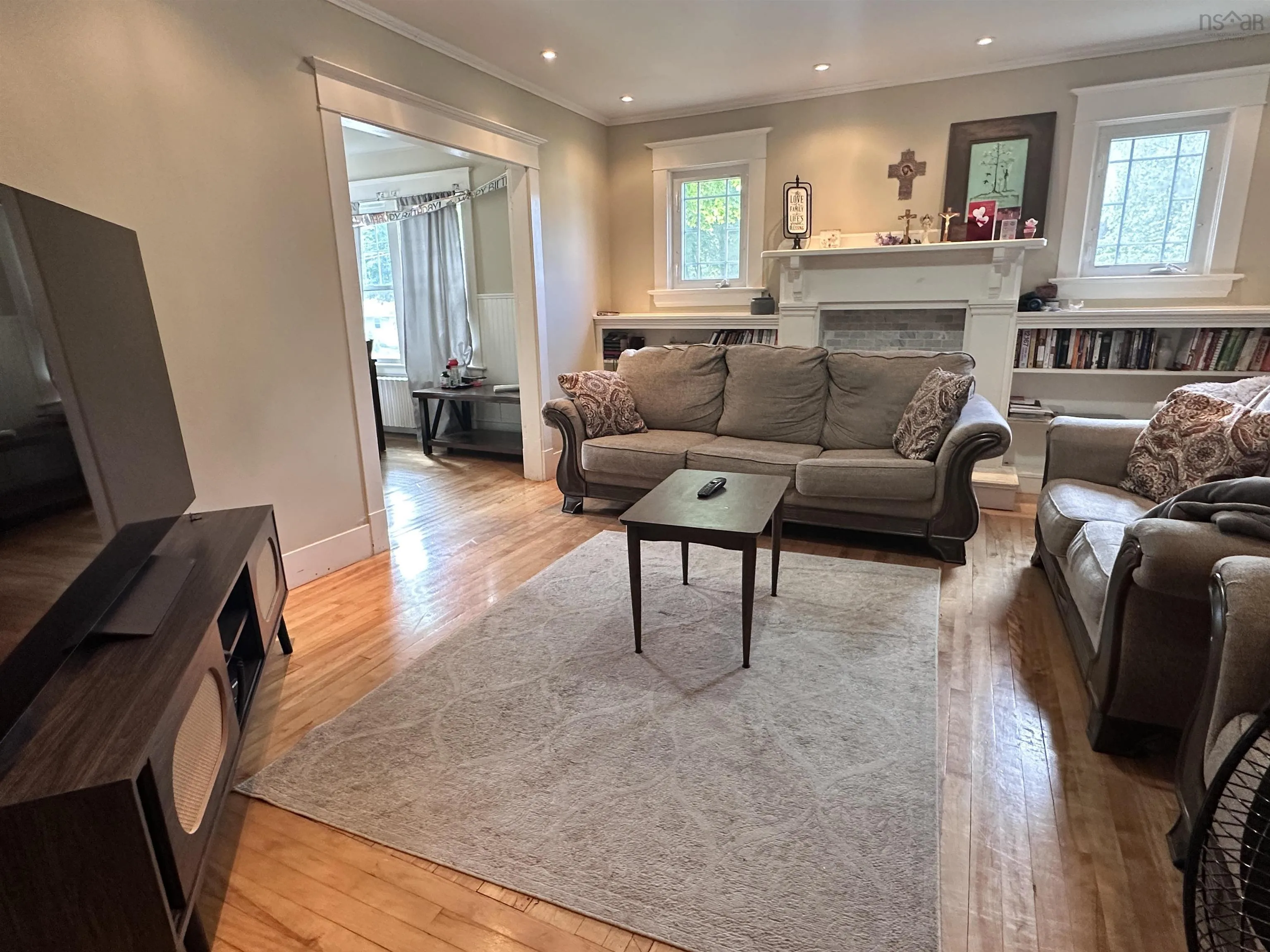 130 School Street, Liverpool, NS B0T 1K0, 4 Bedrooms Bedrooms, ,1 BathroomBathrooms,Residential,For Sale,School,202519094