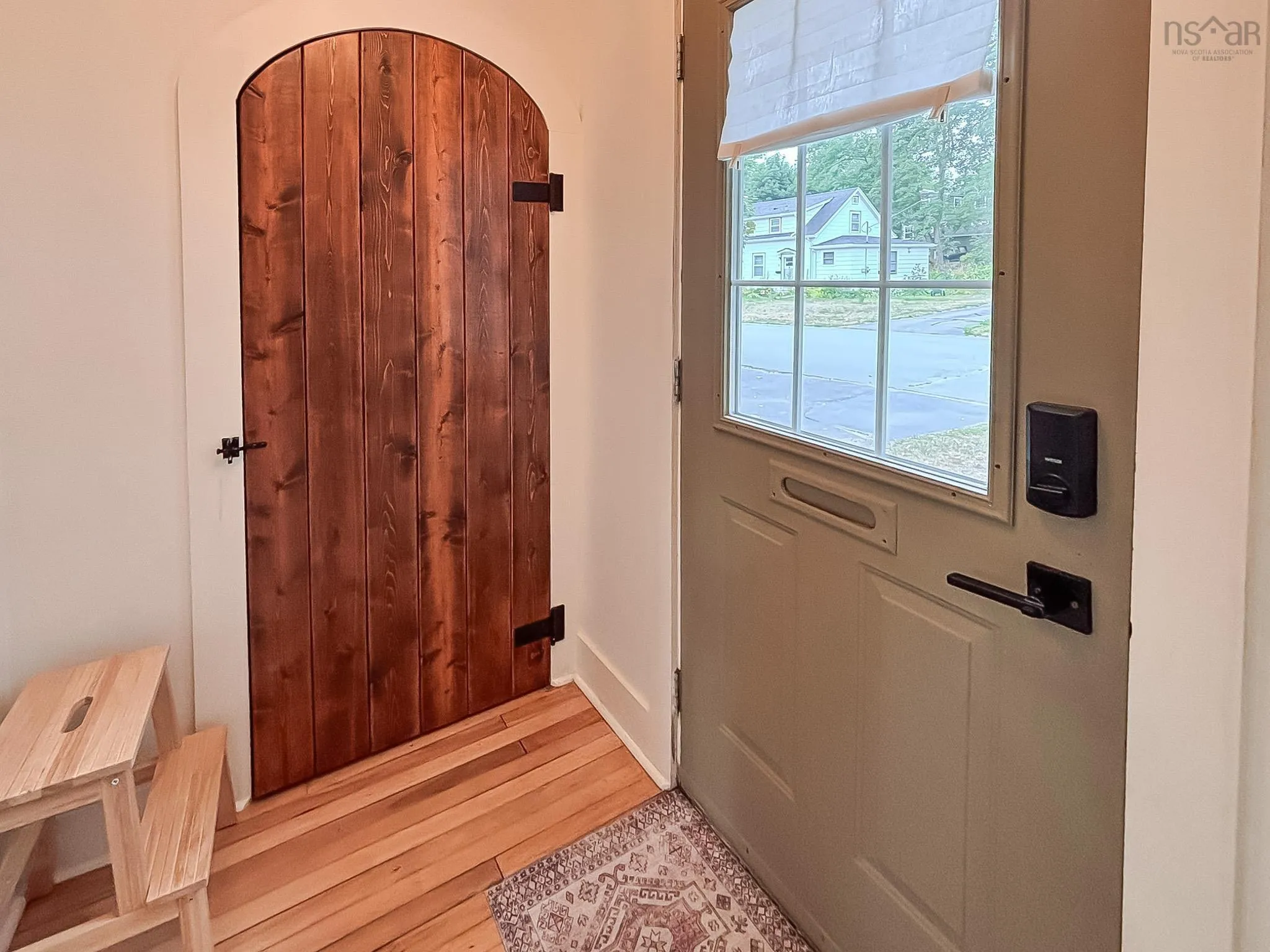 10 Dawson Street, Bridgewater, NS B4V 1S6, 2 Bedrooms Bedrooms, ,1 BathroomBathrooms,Residential,For Sale,Dawson,202521629