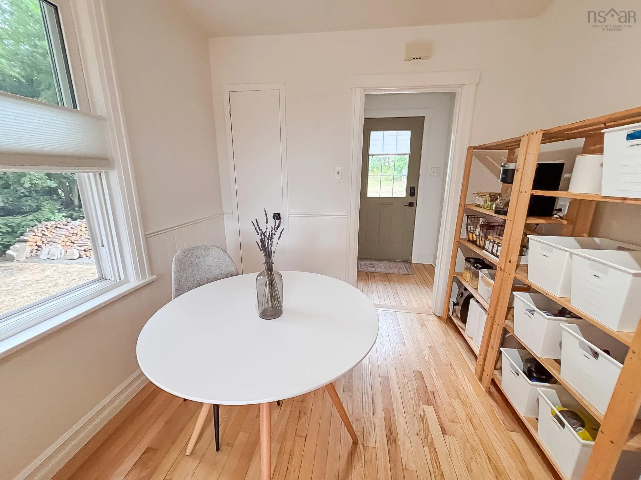 10 Dawson Street, Bridgewater, NS B4V 1S6, 2 Bedrooms Bedrooms, ,1 BathroomBathrooms,Residential,For Sale,Dawson,202521629
