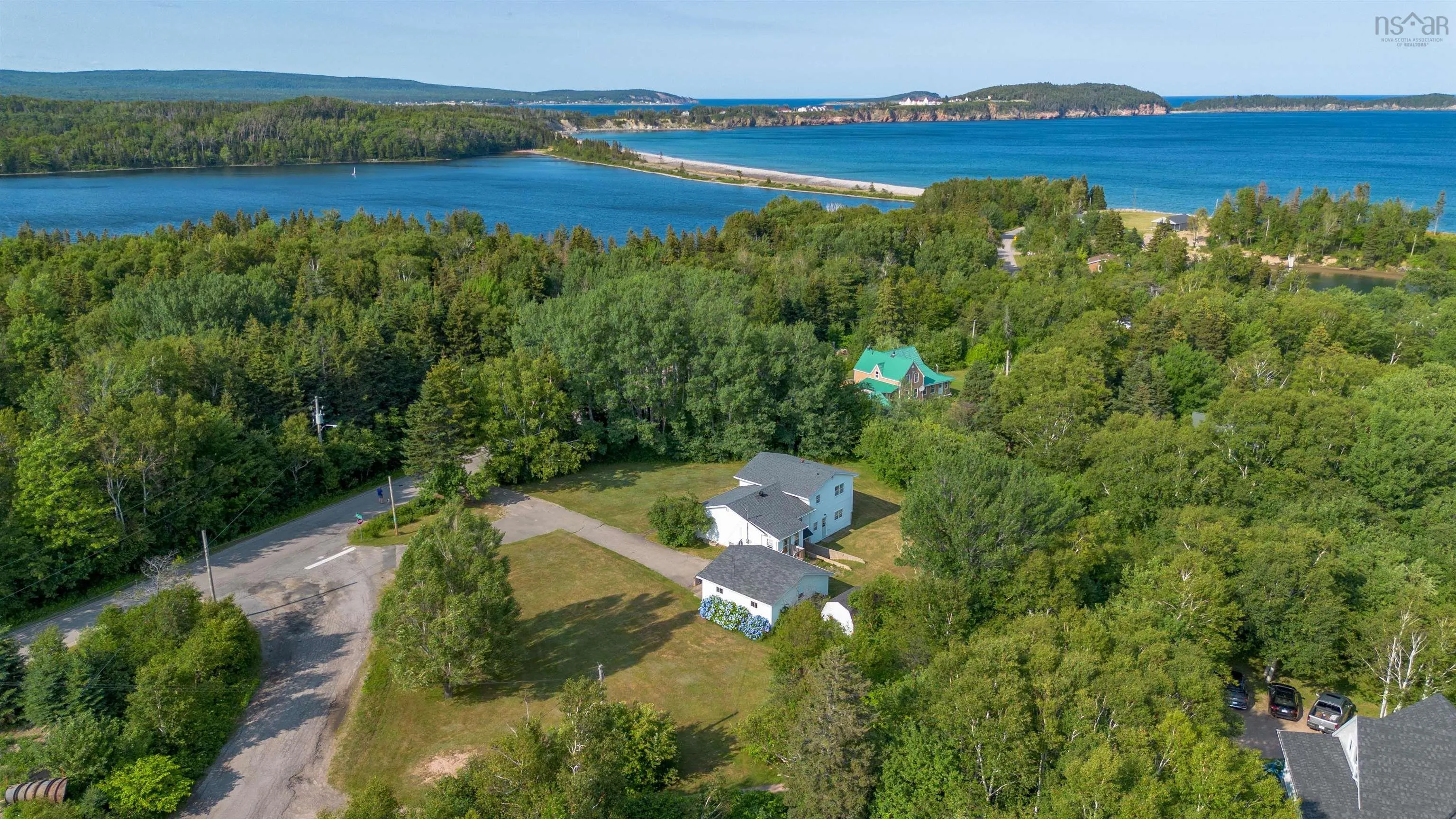 108 Beach Crossing Road, Ingonish Beach, NS B0C 1K0, 3 Bedrooms Bedrooms, ,2 BathroomsBathrooms,Residential,For Sale,Beach Crossing,202519067