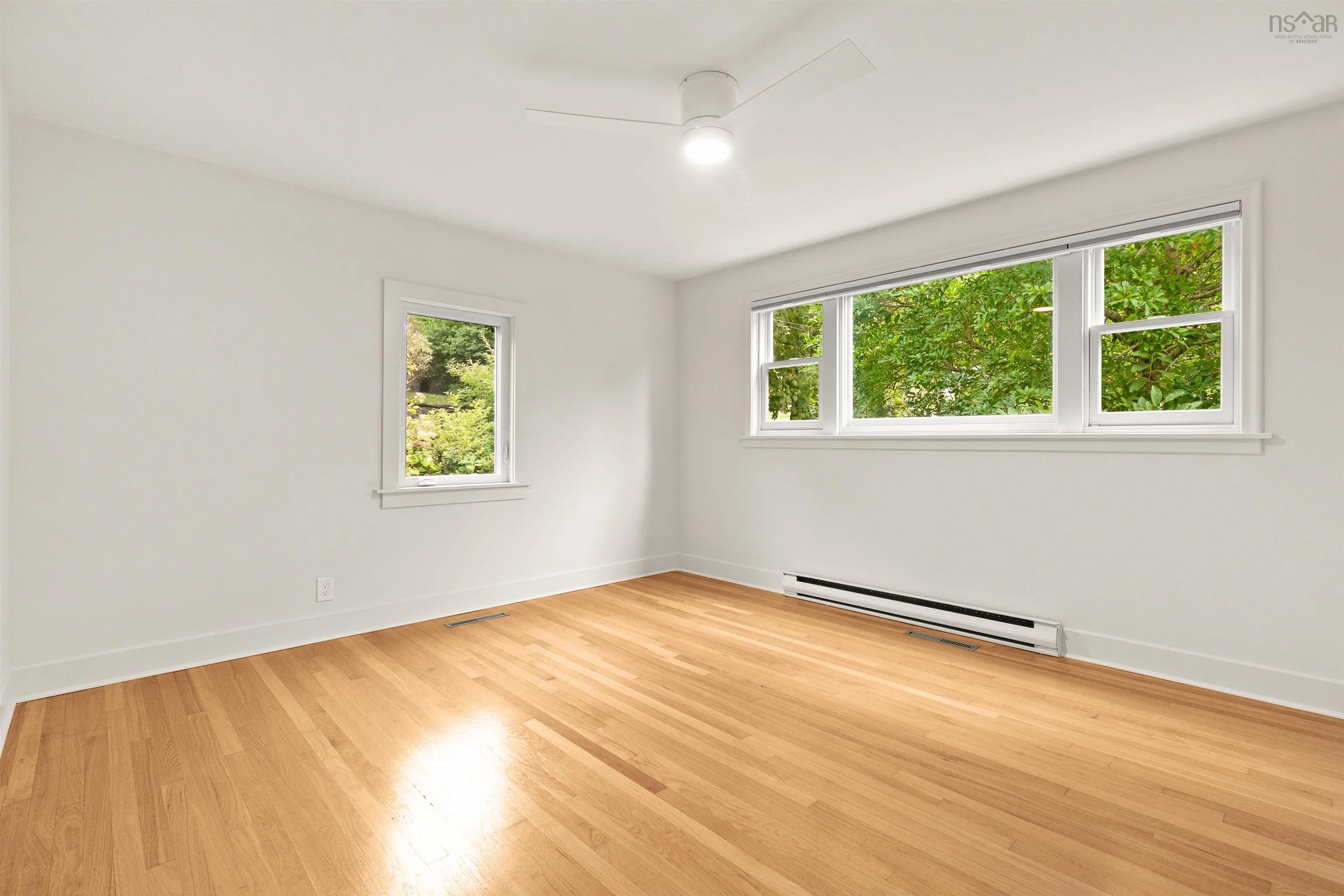 5845 Inglewood Drive, Halifax, NS B3H 1B2, 4 Bedrooms Bedrooms, ,3 BathroomsBathrooms,Residential,For Sale,Inglewood,202525667