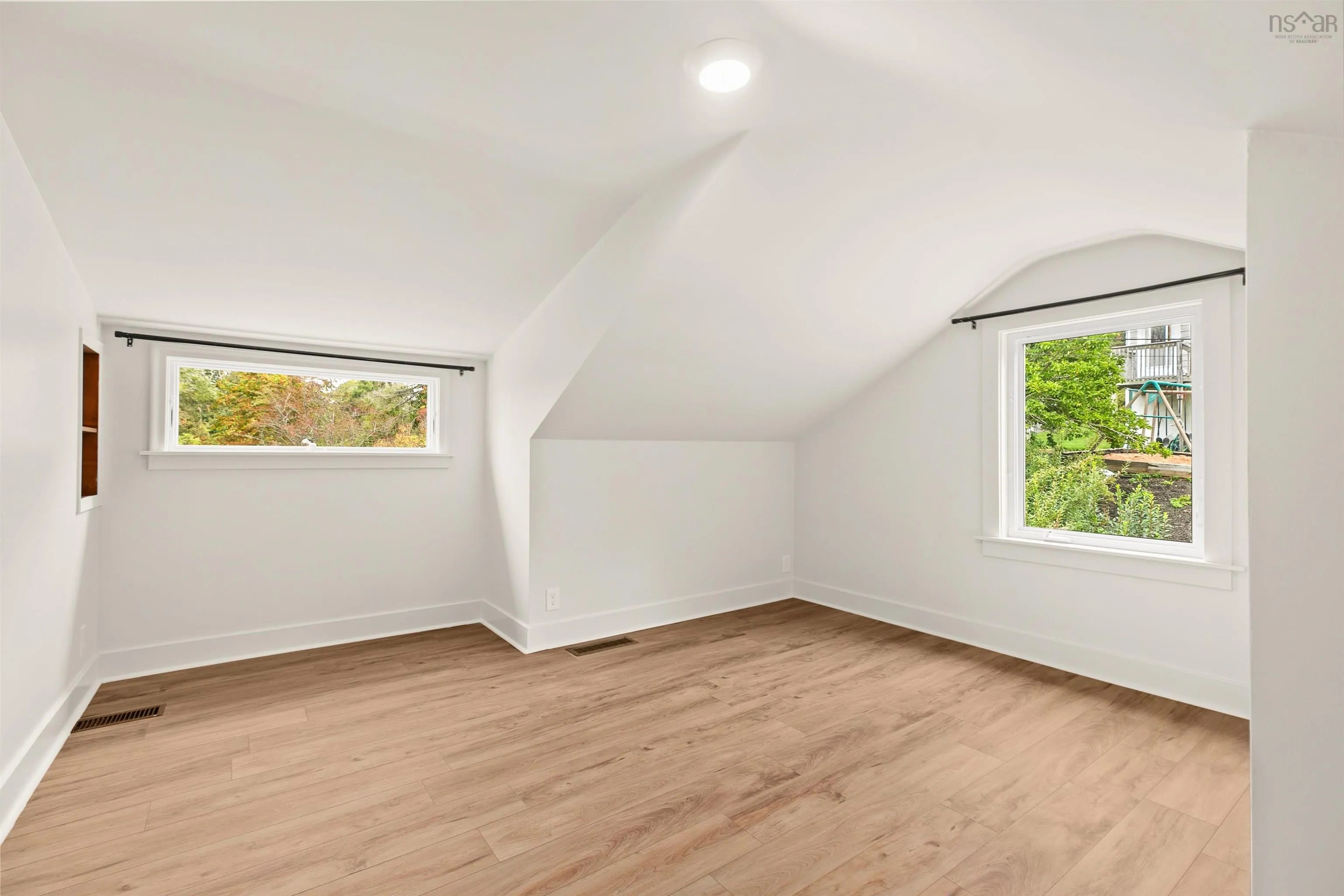 5845 Inglewood Drive, Halifax, NS B3H 1B2, 4 Bedrooms Bedrooms, ,3 BathroomsBathrooms,Residential,For Sale,Inglewood,202525667
