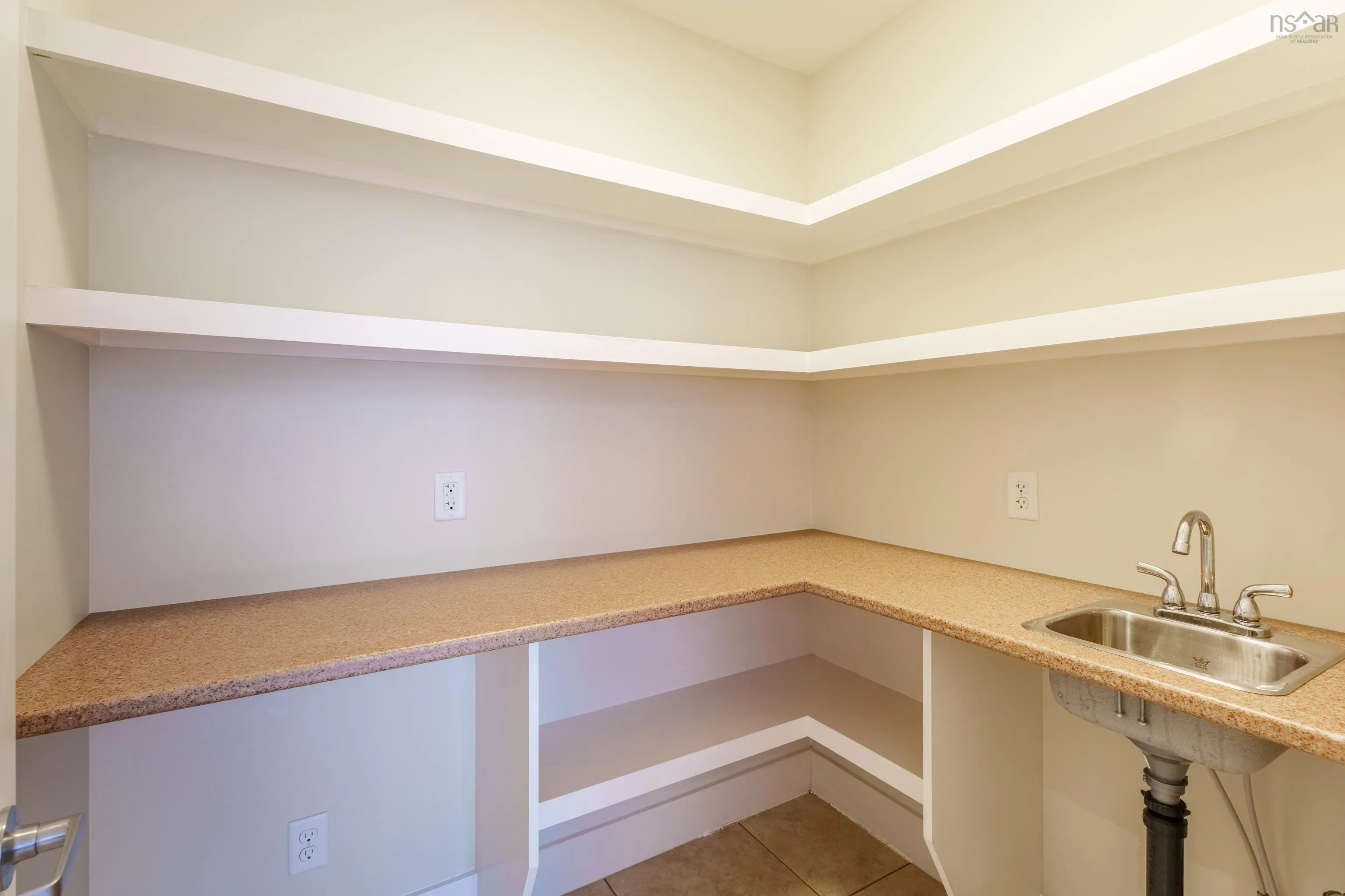 208 Capstone Crescent, Bedford, NS B4B 0J6, 4 Bedrooms Bedrooms, ,4 BathroomsBathrooms,Residential,For Sale,Capstone Crescent,202521038
