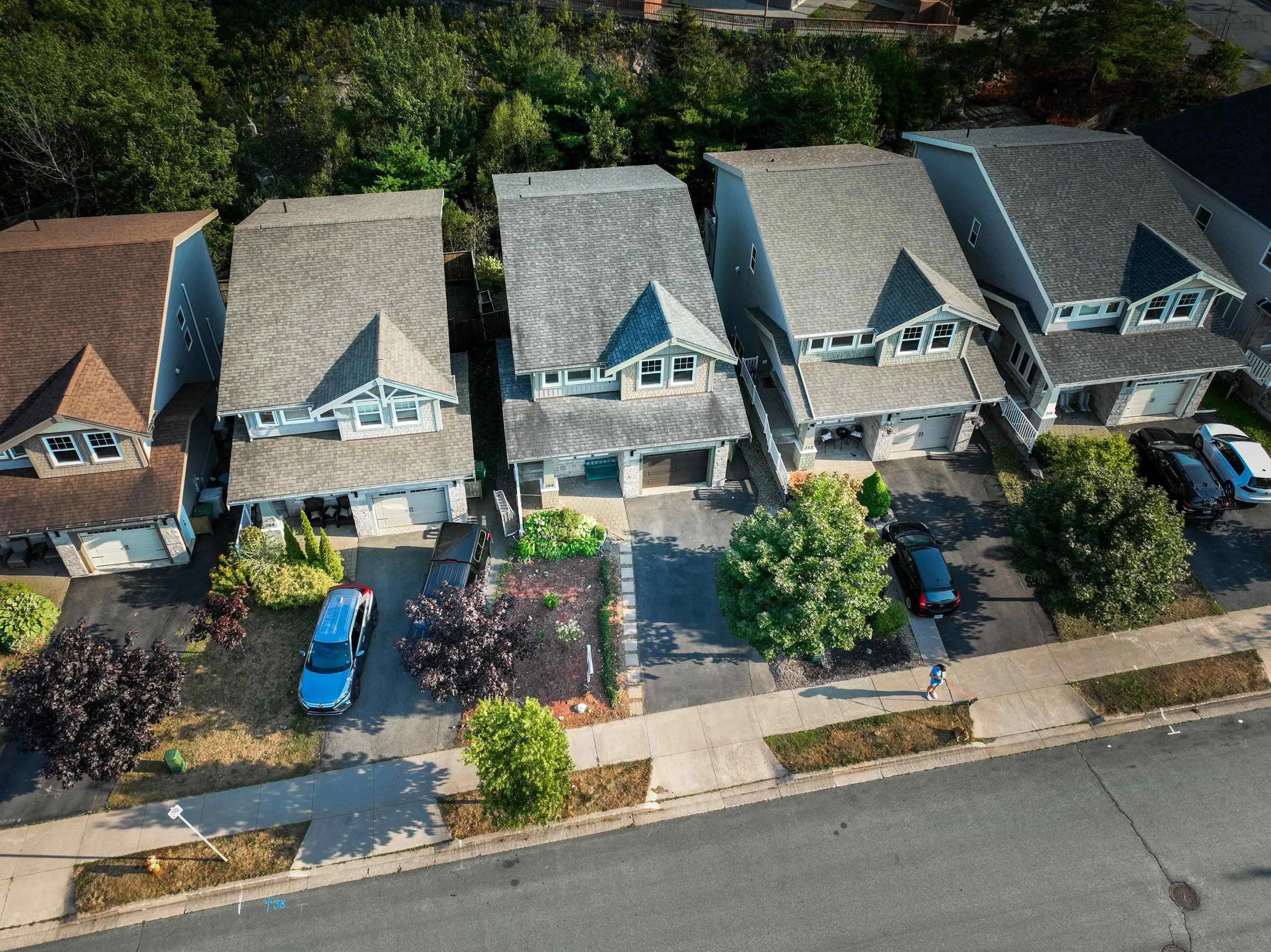 208 Capstone Crescent, Bedford, NS B4B 0J6, 4 Bedrooms Bedrooms, ,4 BathroomsBathrooms,Residential,For Sale,Capstone Crescent,202521038