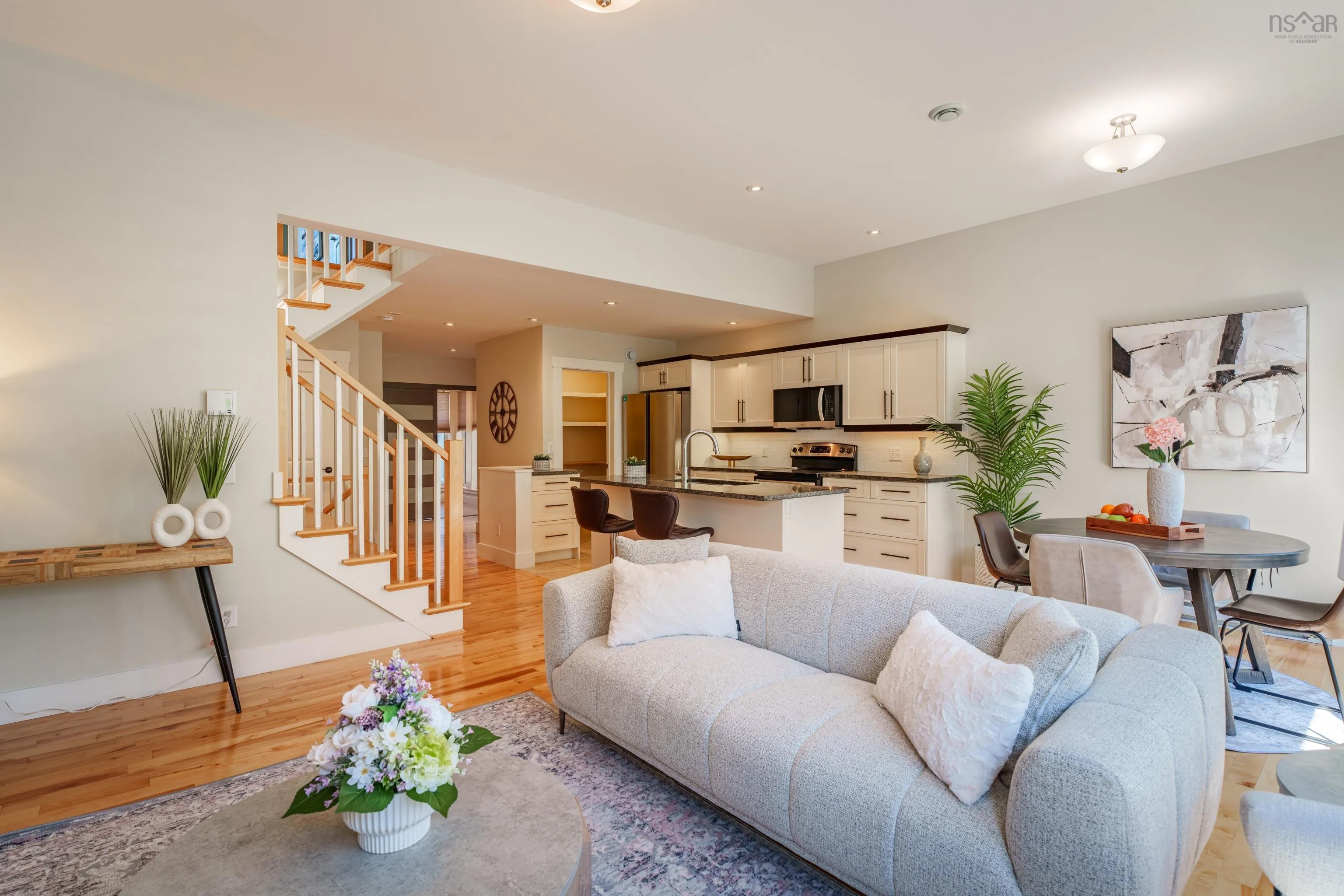 208 Capstone Crescent, Bedford, NS B4B 0J6, 4 Bedrooms Bedrooms, ,4 BathroomsBathrooms,Residential,For Sale,Capstone Crescent,202521038