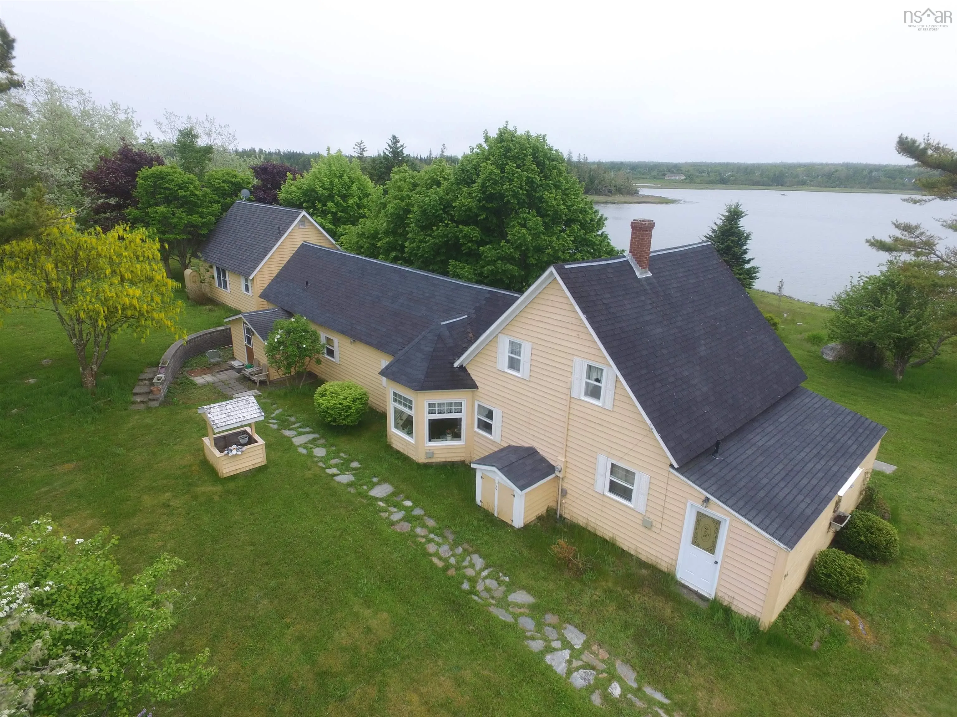 142 Bay Side Drive, Brass Hill Ns B0w 1e0, 5 Bedrooms Bedrooms, ,2 BathroomsBathrooms,Residential,For Sale,Bay Side,202426759