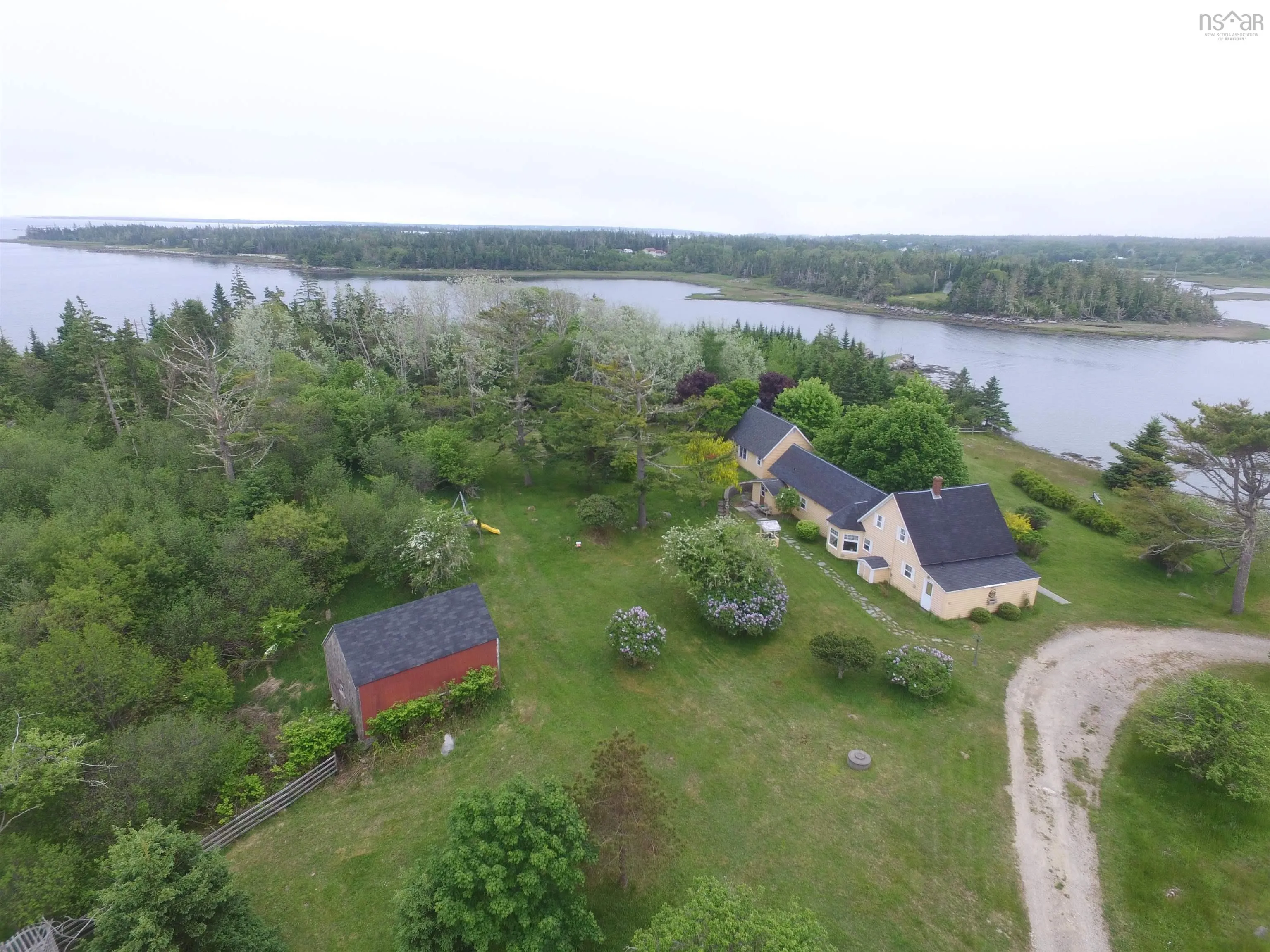 142 Bay Side Drive, Brass Hill Ns B0w 1e0, 5 Bedrooms Bedrooms, ,2 BathroomsBathrooms,Residential,For Sale,Bay Side,202426759