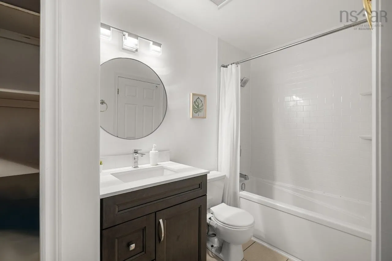 25 Walter Havill Drive, Halifax, NS B3N 3H4, 3 Bedrooms Bedrooms, ,3 BathroomsBathrooms,Residential,For Sale,Walter Havill,202517730