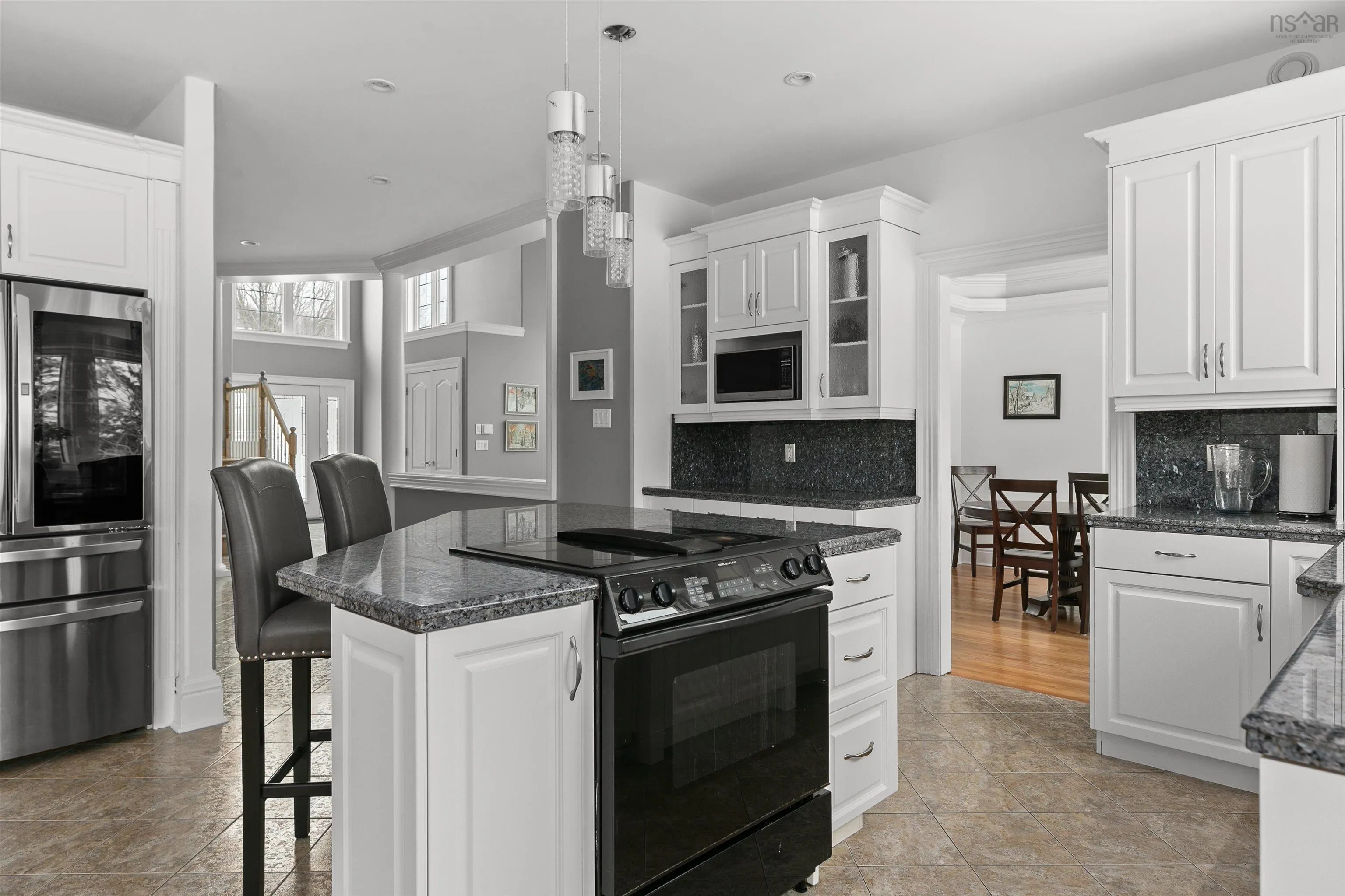 73 Lakeshore Park Terrace, Dartmouth, NS B3A 4Z4, 4 Bedrooms Bedrooms, ,4 BathroomsBathrooms,Residential,For Sale,Lakeshore Park,202516882